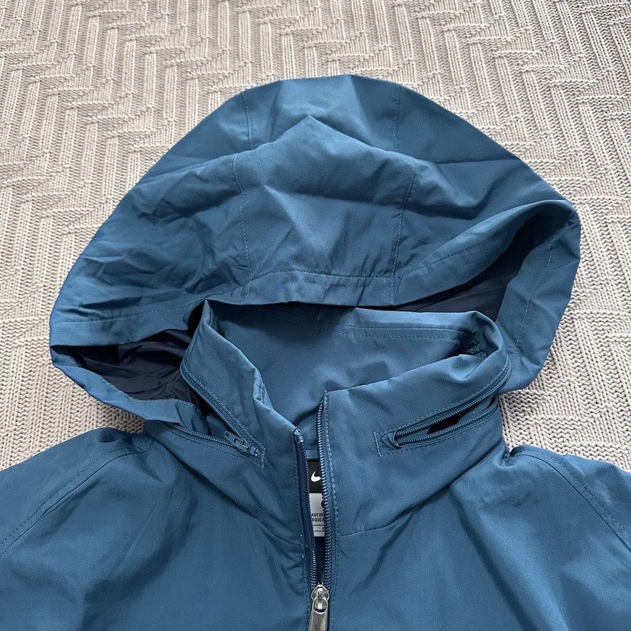 Nike Nike blue windbreaker jacket size L Size US L / EU 52-54 / 3 - 4 Thumbnail