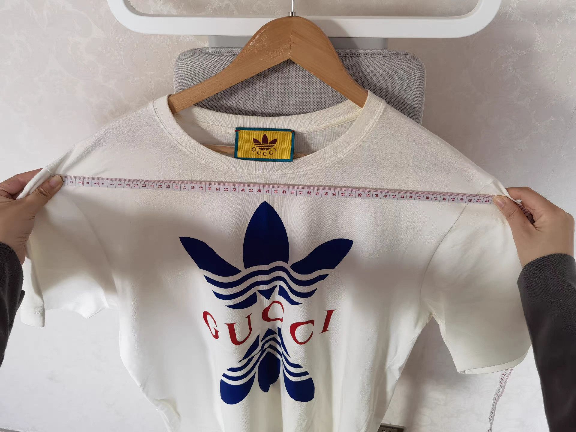 Gucci GUCCI x adidas Originals T-Shirt K17 Size US M / EU 48-50 / 2 - 5 Thumbnail