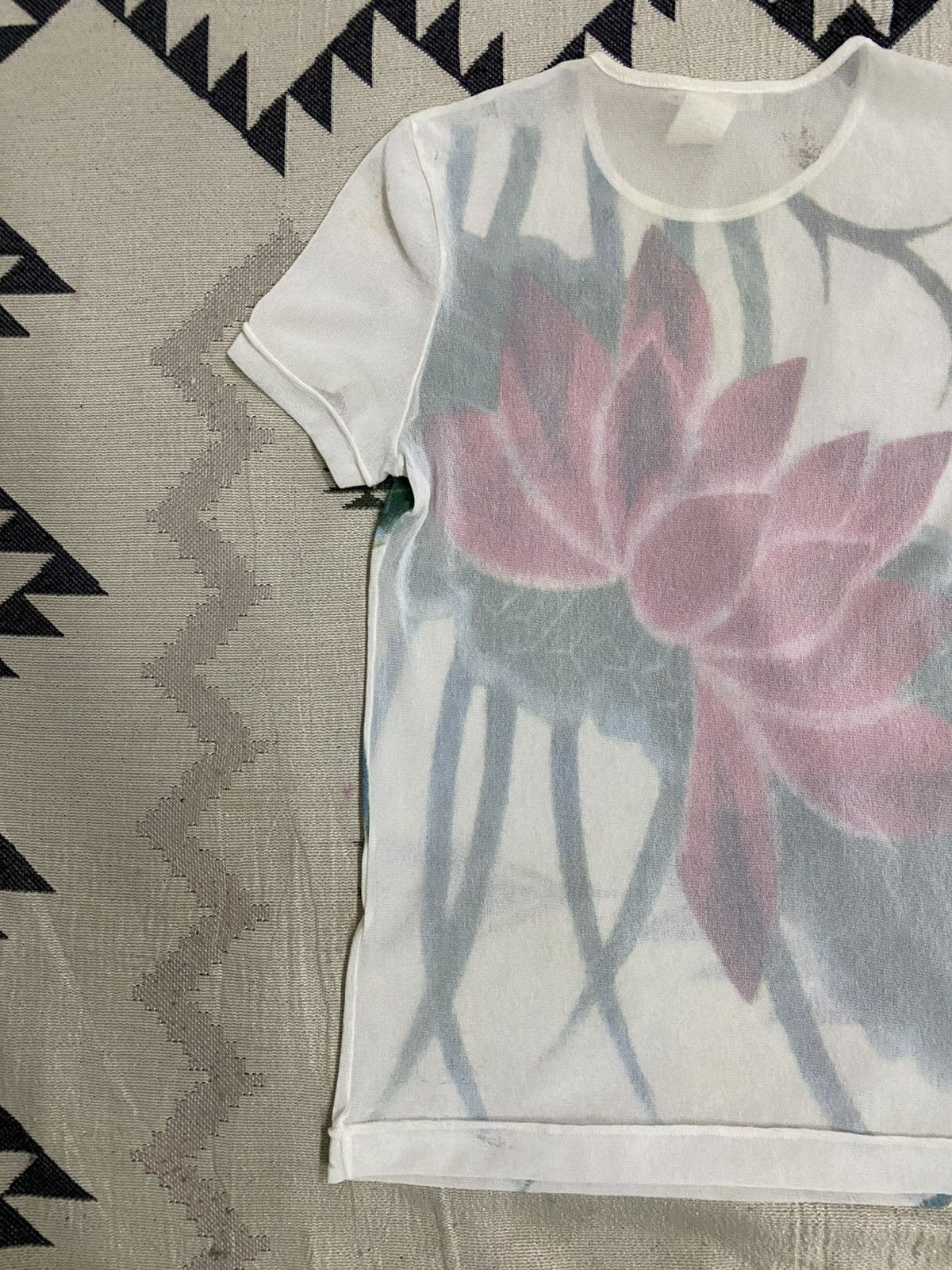 Vivienne Tam 90s VIVIENNE TAM RED LOTUS SHORT SLEEVE SHIRT Size S / US 4 / IT 40 - 11 Thumbnail