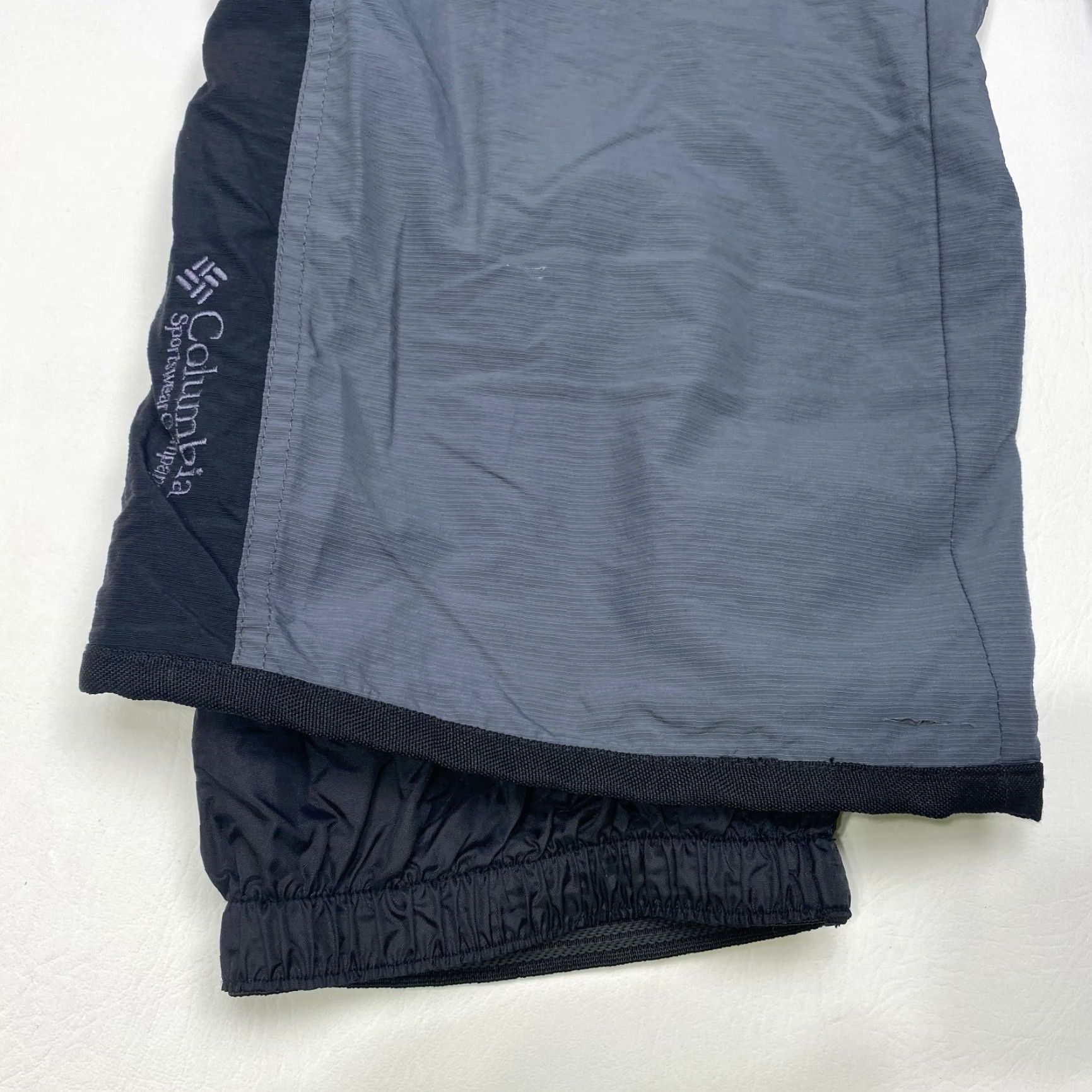 Vintage Columbia Cargo Pants Mens Large 36x32 Gray Black Elastic Waist Hiking Outdoor Pants Mens Gray-Columbia Cargo Outdoor Hiking 90s? Size US 36 / EU 52 - 3 Thumbnail