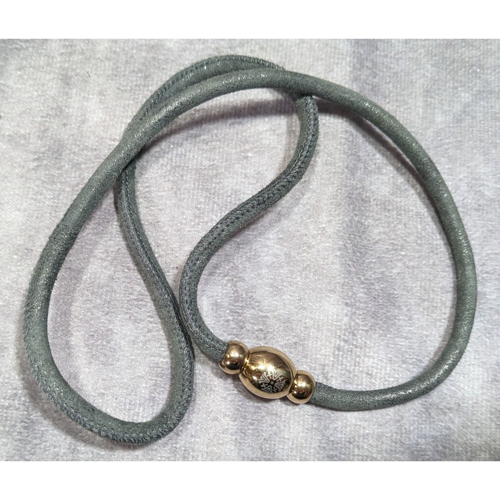 Other Modern Qudo Shimmery Grey Suede Wrap Bracelet Size ONE SIZE - 8 Thumbnail