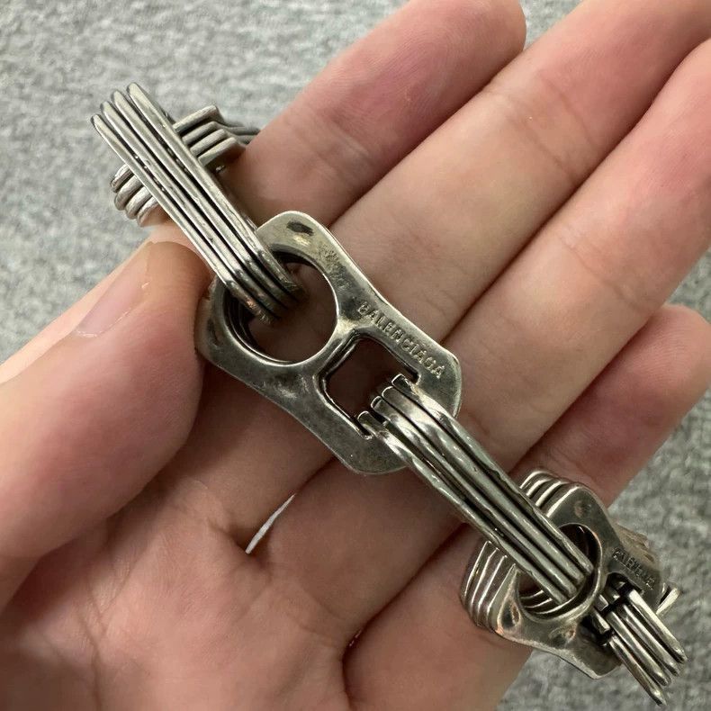 Balenciaga Balenciaga rare balenciaga show necklace in excellent cond Size ONE SIZE - 3 Thumbnail