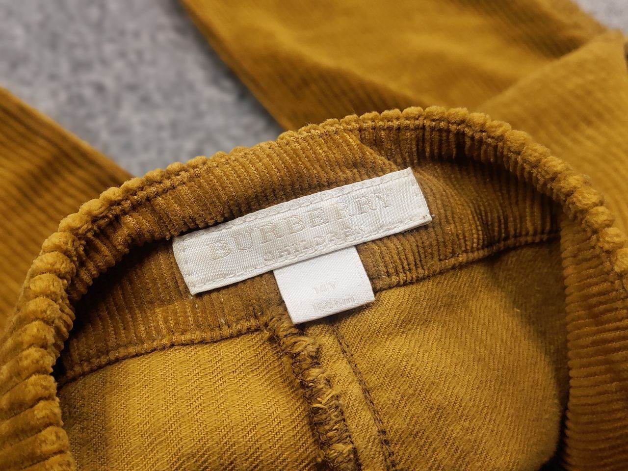 Burberry Burberry Yellow Corduroy Trousers Patch Pockets Baggy Pants Size 30" / US 8 / IT 44 - 18 Thumbnail