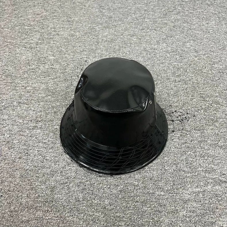Dior Dior Black patent leather, lace edge, fisherman's hat 2504- Size ONE SIZE - 1 Thumbnail