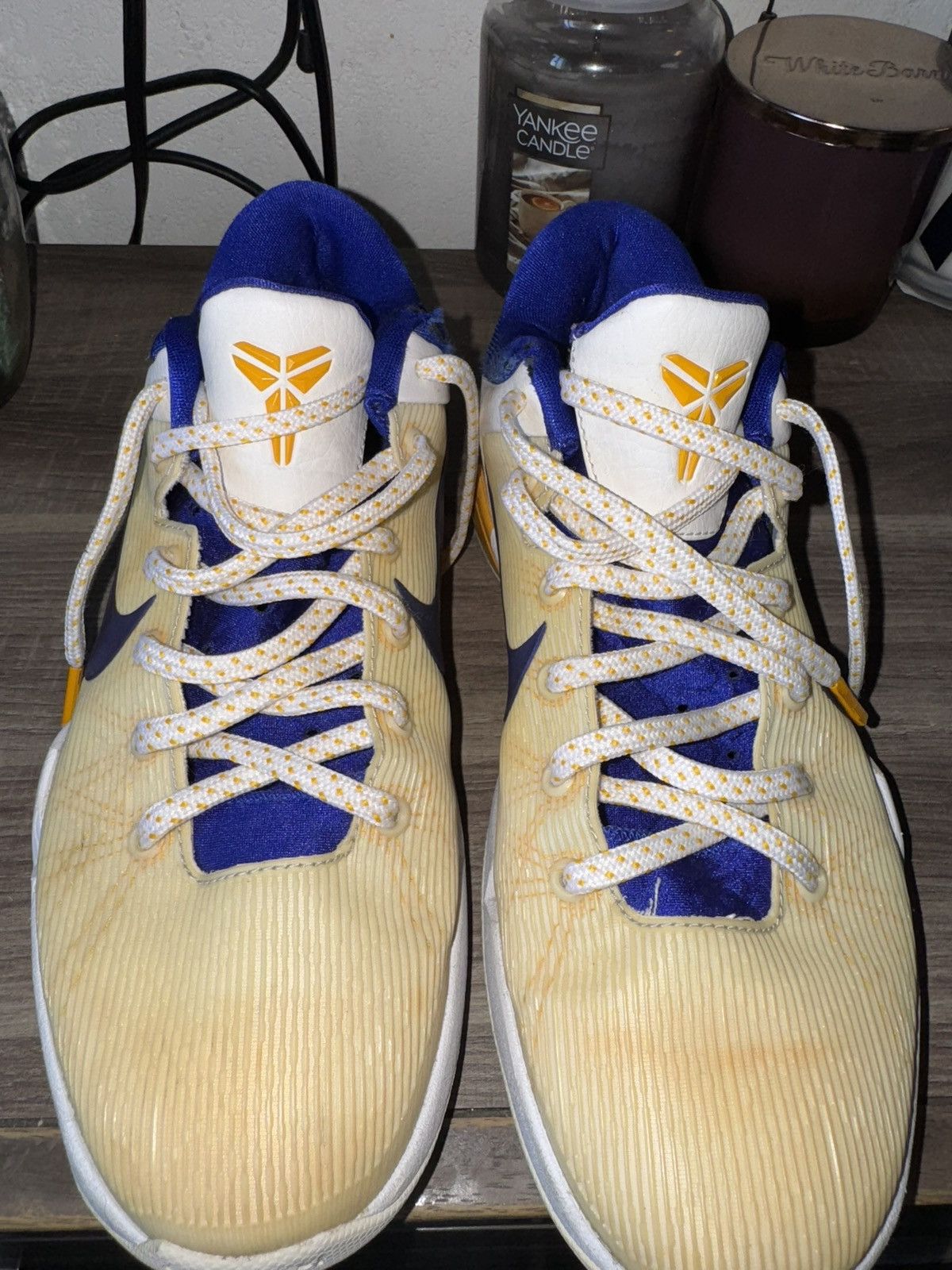 Nike Nike kobe 7s Lakers home colorway Size US 8.5 / EU 41-42 - 1 Thumbnail