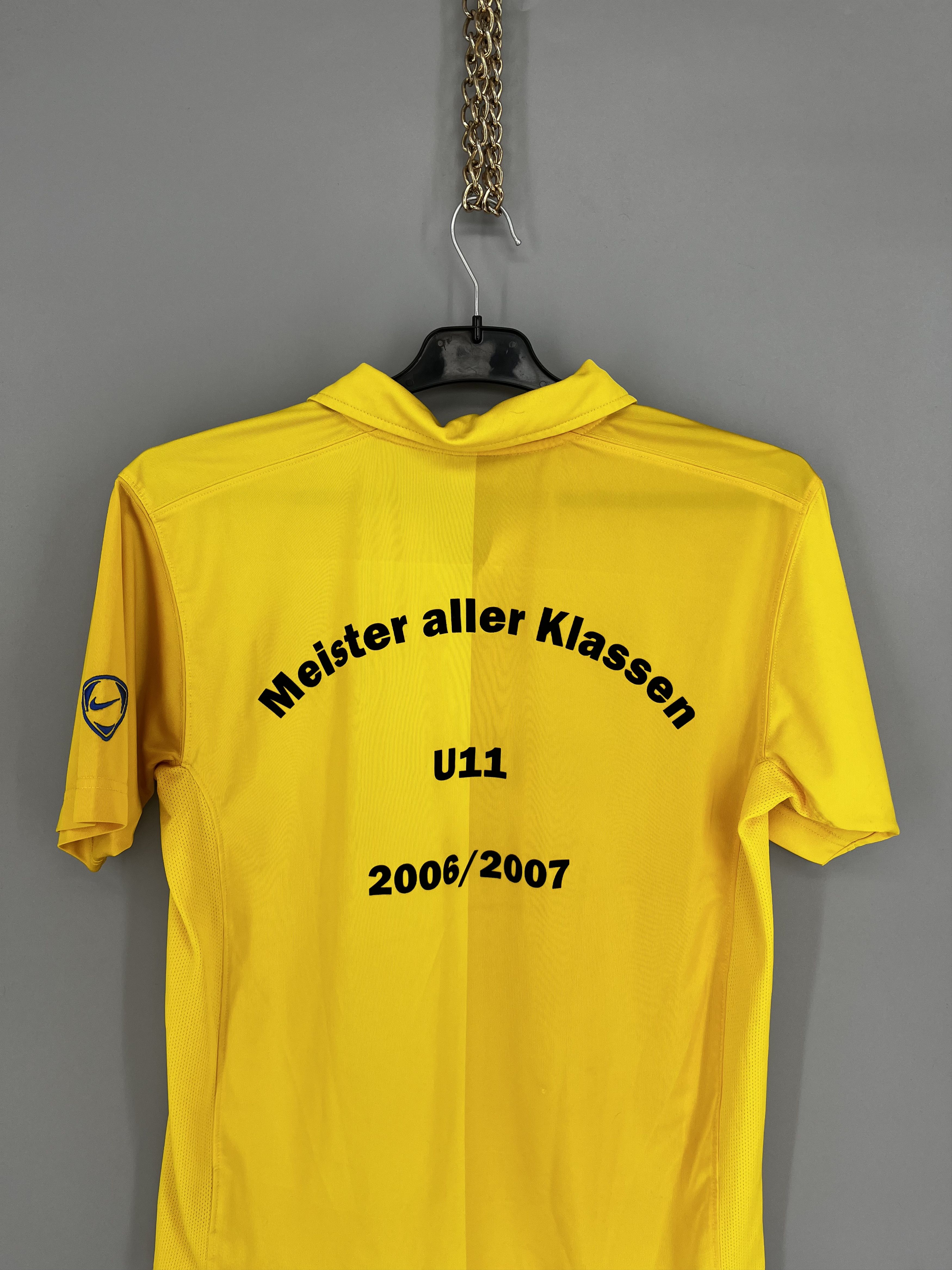 Nike Vintage Nike Rot Weiss Essen RWE Yellow Rare Jersey Shirt Size US XS / EU 42 / 0 - 15 Thumbnail