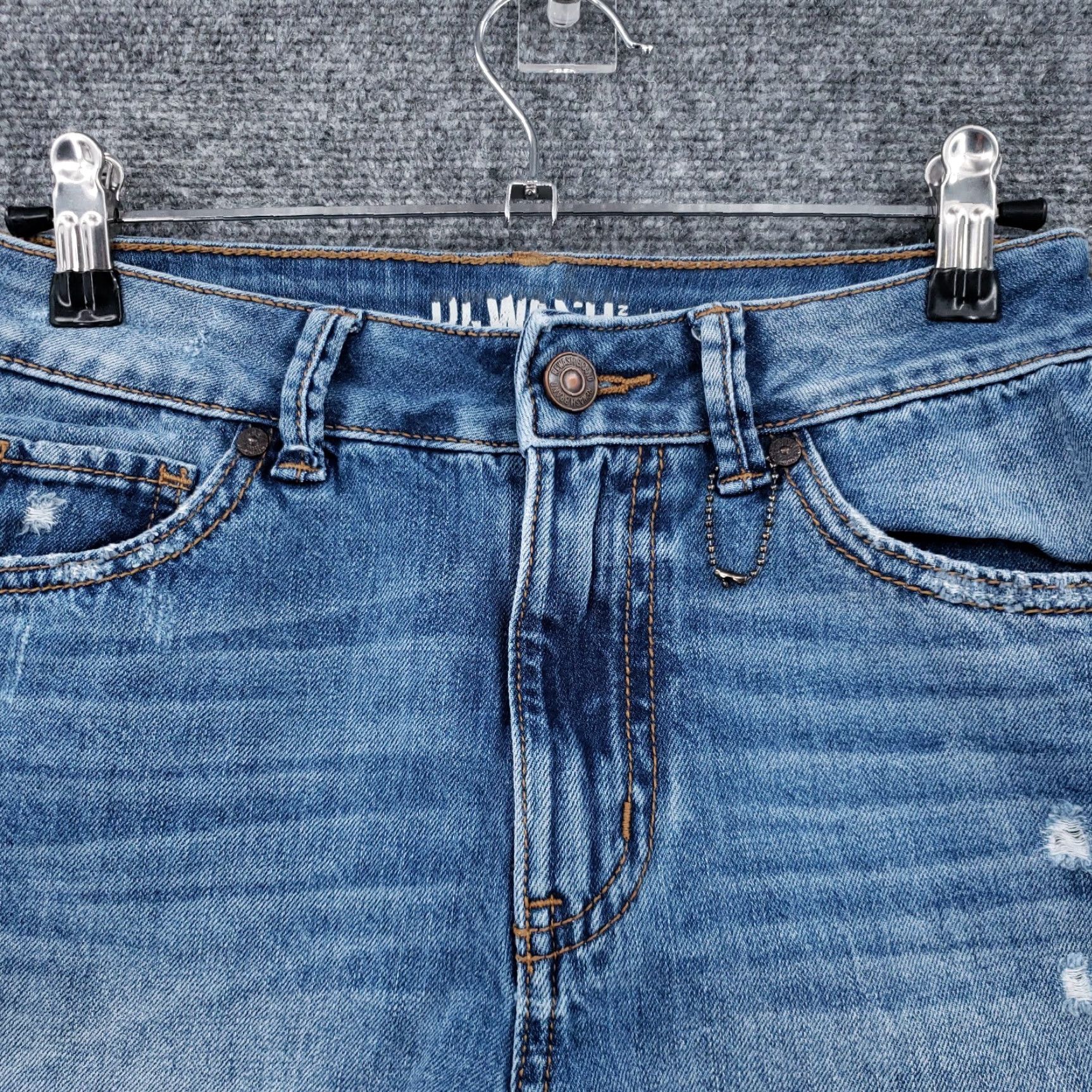 Vintage Rewash Shorts Womens 1/25 Blue Reunion Wedge Midi High Rise Distressed Denim Shorts Casual Walking 27in Waist XS?? Size 42" / US 20 - 5 Thumbnail