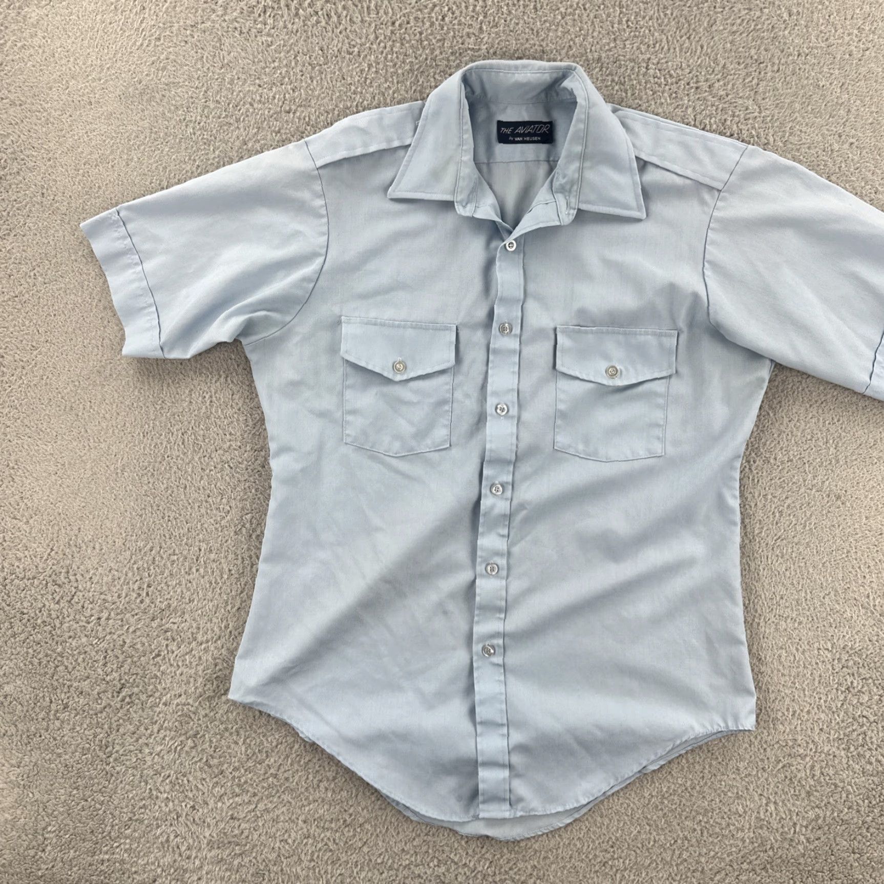 Van Heusen VINTAGE Van Heusen The Aviator Mens Size L Blue Short Sleeve Button Up Shirt 90s Size US L / EU 52-54 / 3 - 3 Thumbnail