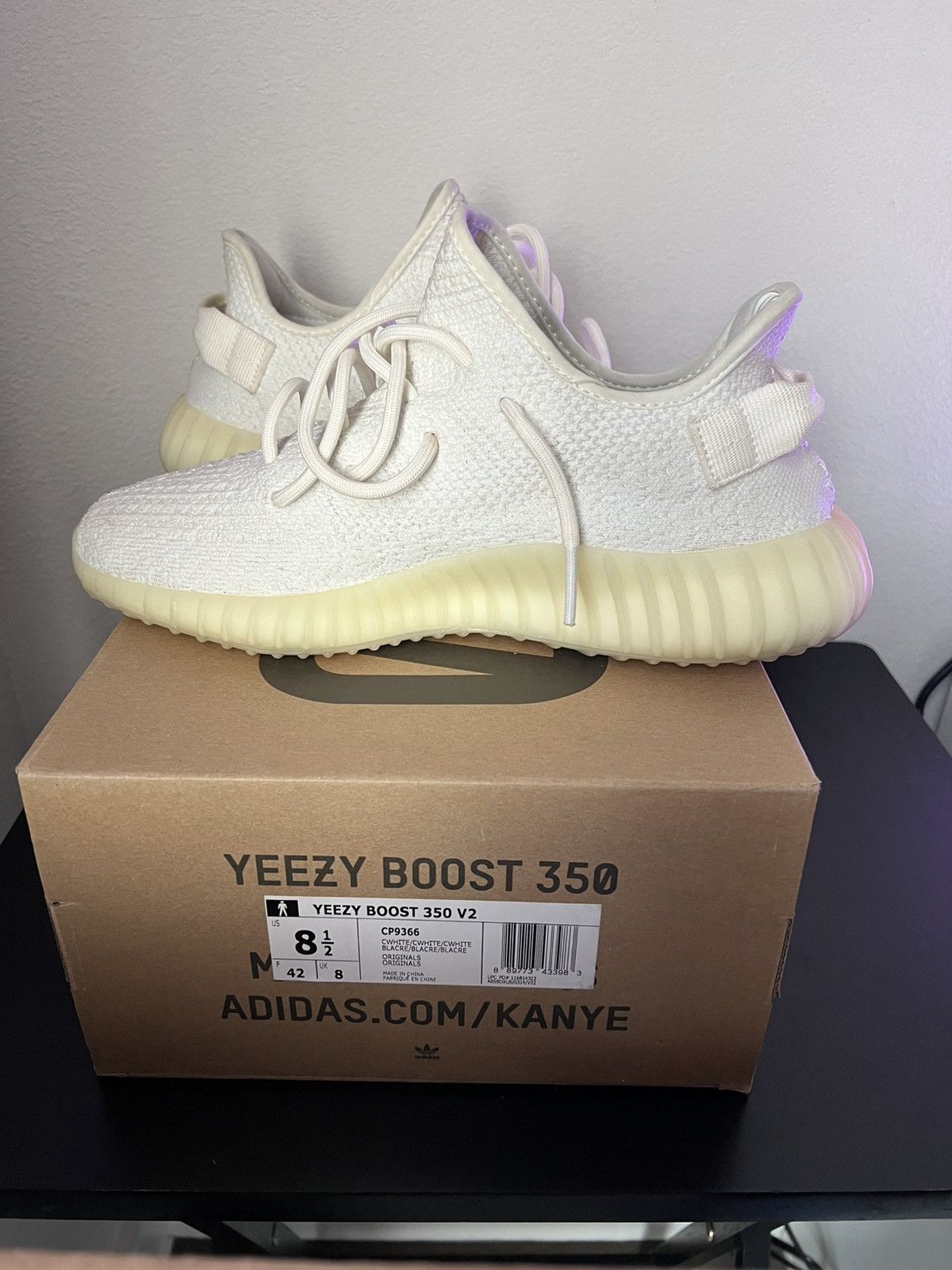 Adidas Adidas x Yeezy 350 Boost V2 Cream Size US 8.5 / EU 41-42 - 6 Thumbnail