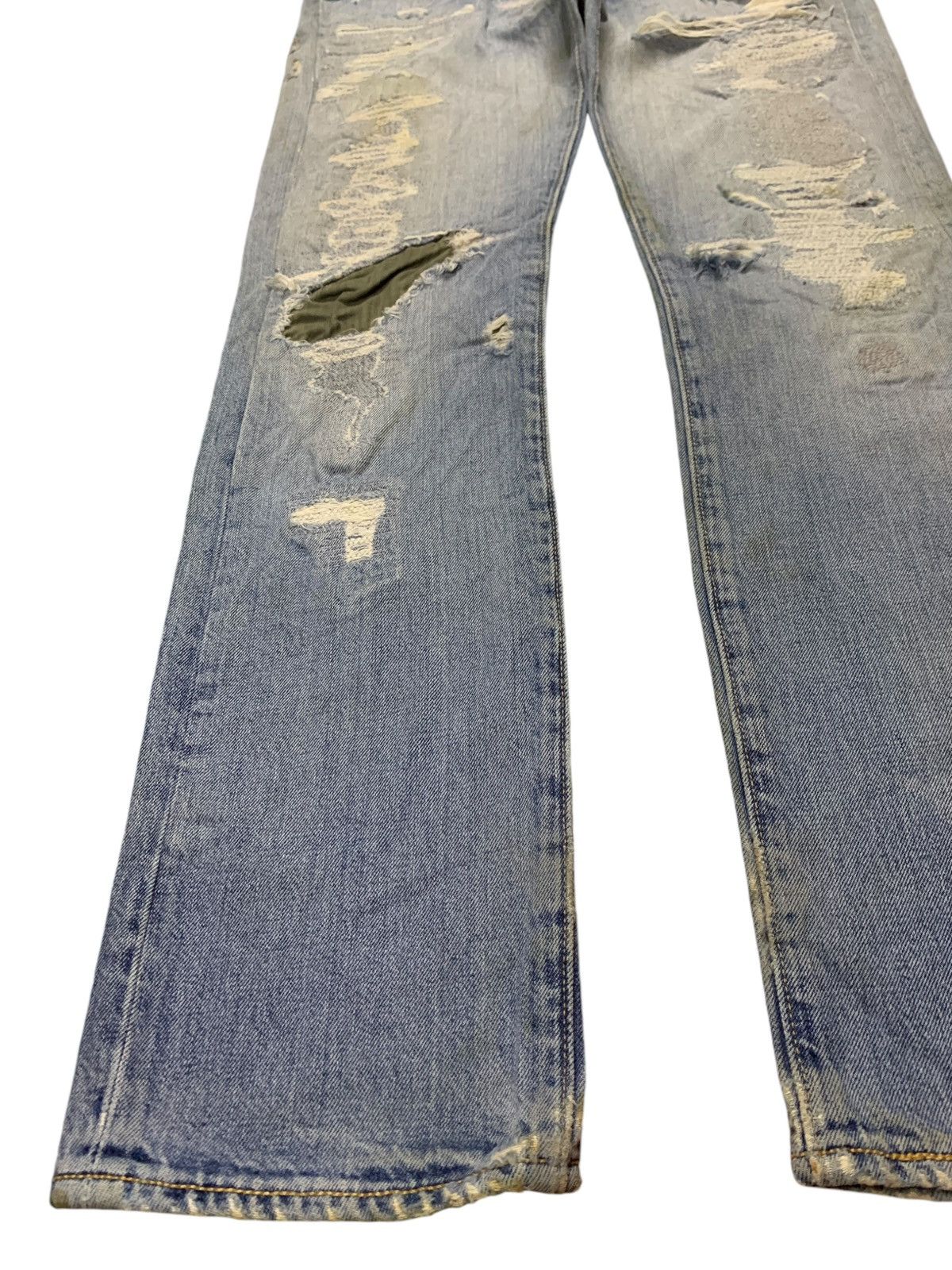 Levi's Vintage Levis 501 Mud Wash Distressed Patched Jeans Size US 31 - 6 Thumbnail