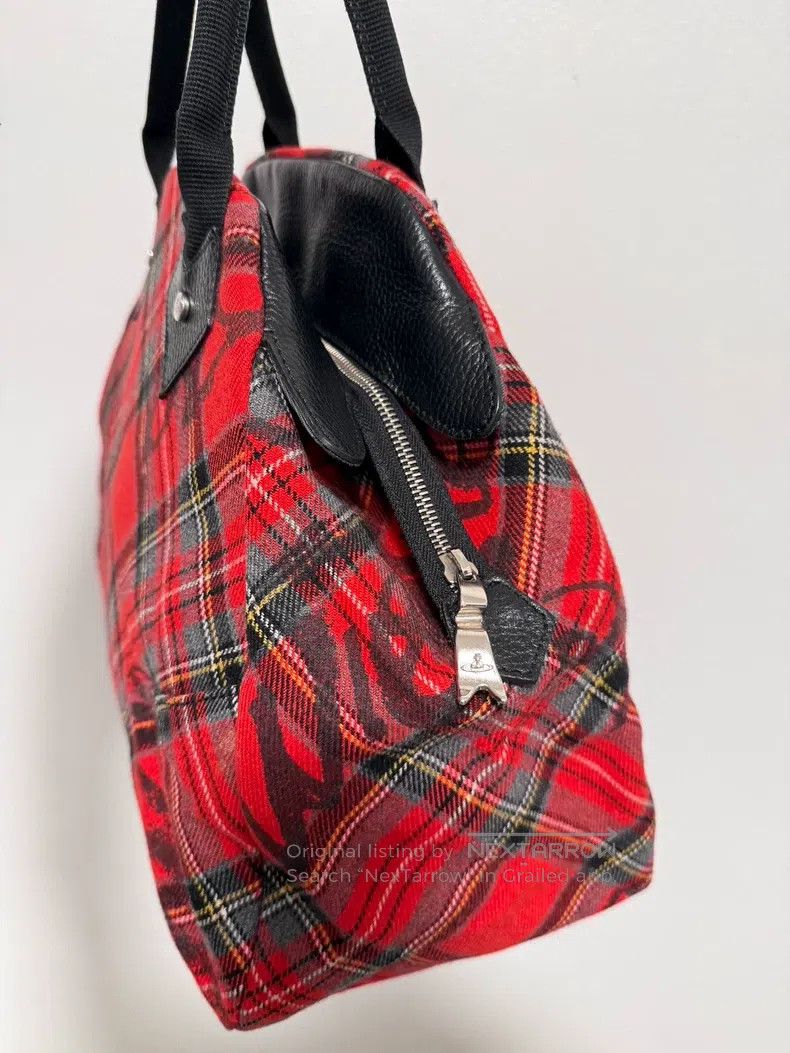 Vivienne Westwood Vivienne Westwood size os Vintage large graffiti handbag - Size ONE SIZE - 6 Thumbnail