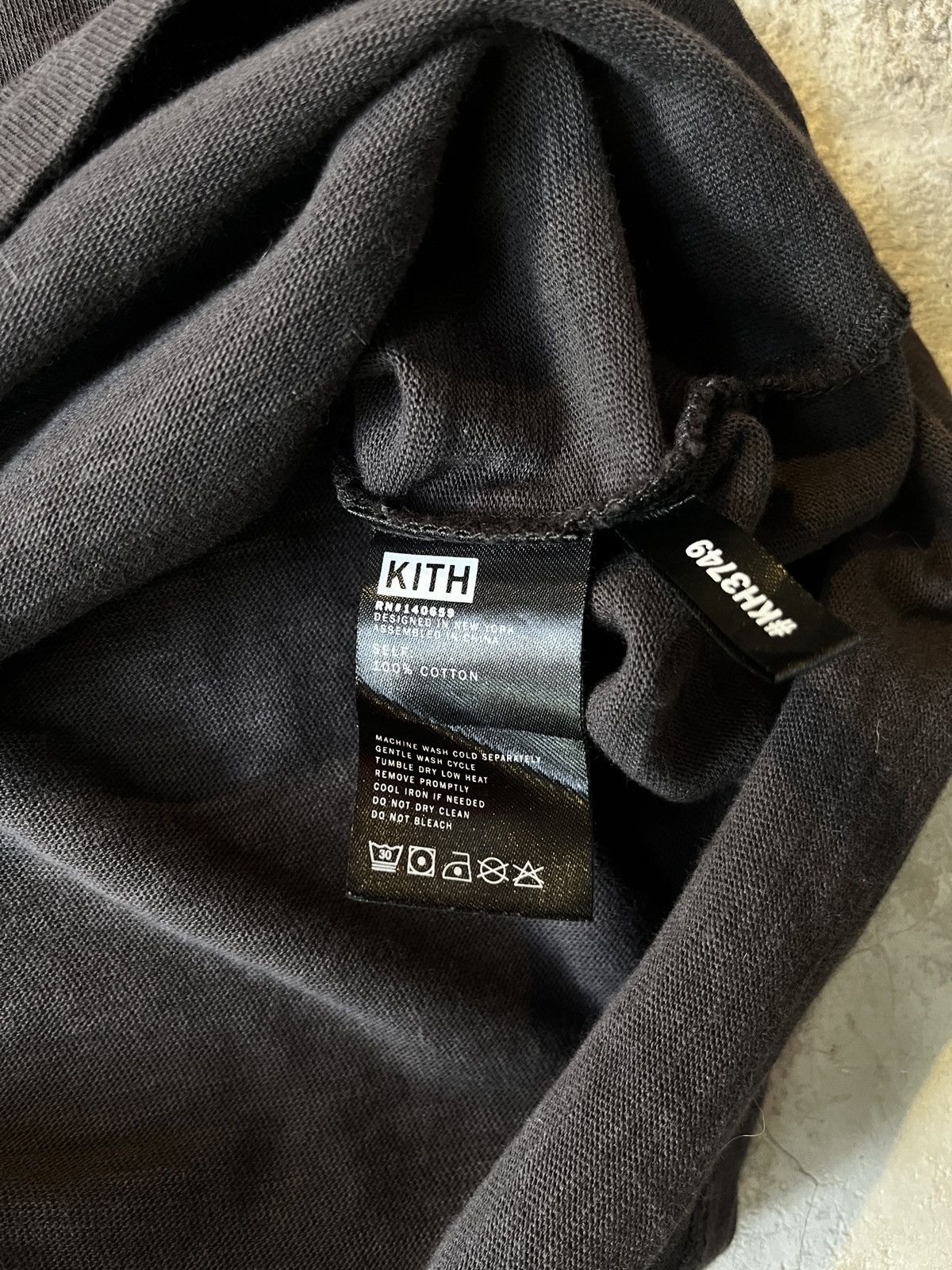 Kith Kith Mini Box Logo Long Sleeve Tee Size US XL / EU 56 / 4 - 3 Thumbnail