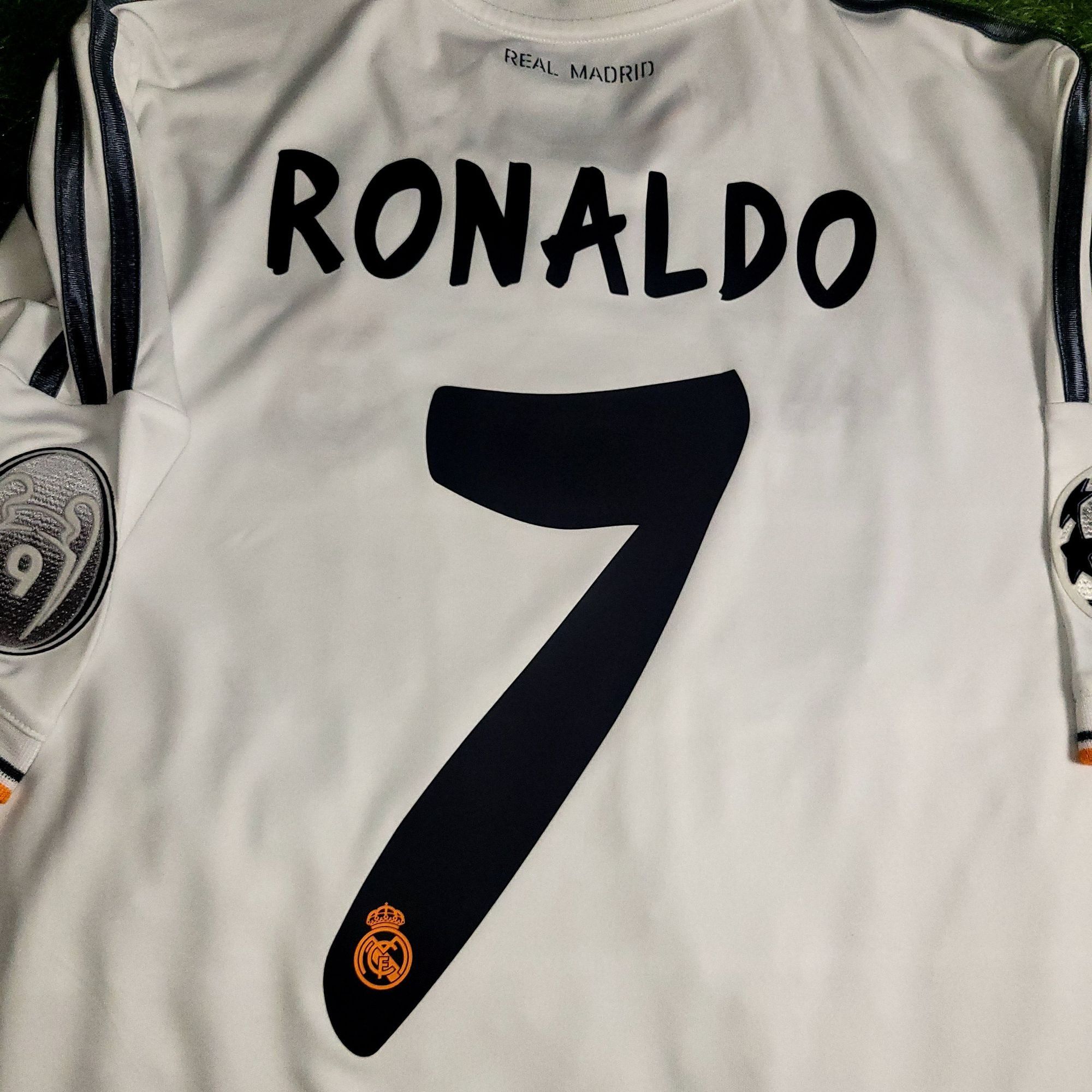 Adidas Ronaldo Real Madrid UEFA FINAL 2013 2014 Soccer Jersey L Size US L / EU 52-54 / 3 - 4 Thumbnail