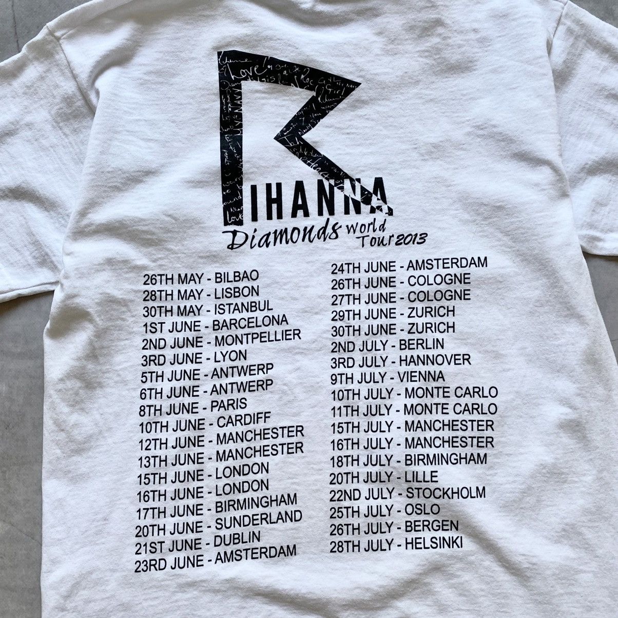 Hysteric Glamour Rihanna Diamond World Tour 2013 Big Logo T-Shirt Tee Y2K Size US L / EU 52-54 / 3 - 4 Thumbnail