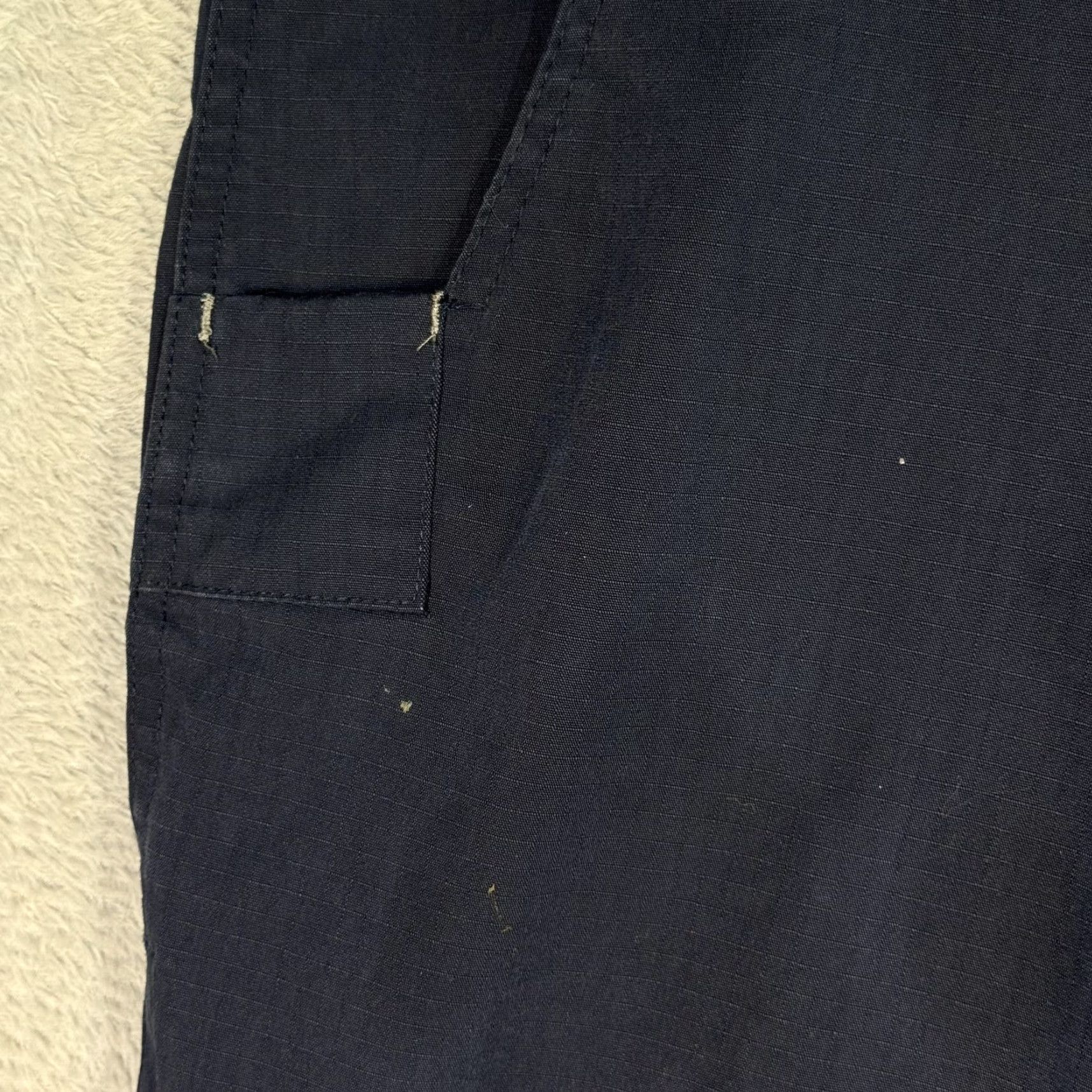 Carhartt Carhartt Pants Mens 34x29 Navy Ripstop Relaxed Fit Workwear Utility Zip Button Mens Carhartt Pants 34 Navy Ripstop Relaxed Workwear Casual Size US 34 / EU 50 - 6 Thumbnail