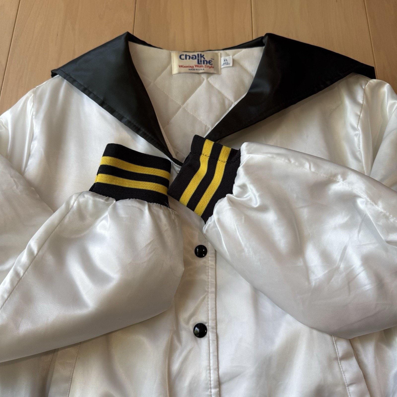 Chalk Line × Vintage Vintage Iowa Hawkeyes Jacket Women's XL White 80s Bomber Size XL / US 12-14 / IT 48-50 - 4 Thumbnail