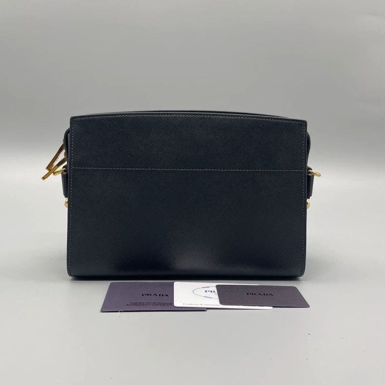 Prada Prada Crossbody Camera Bag with Missing Strap-2506 Size ONE SIZE - 2 Thumbnail