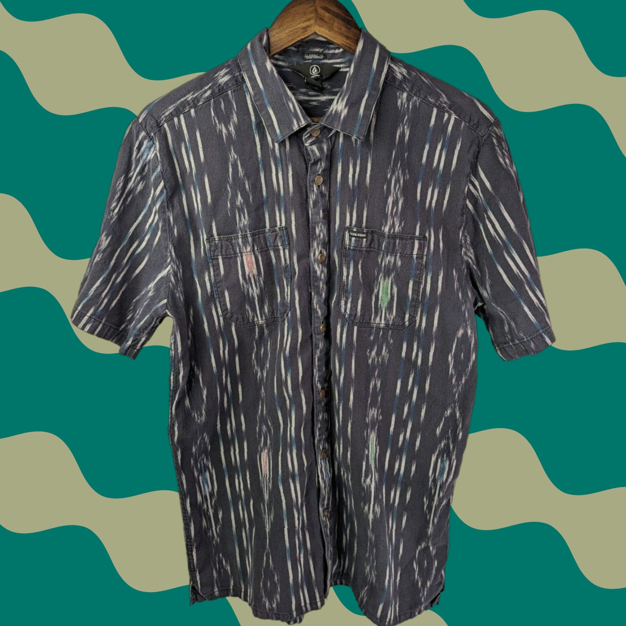 Volcom VINTAGE Volcom Shirt Mens L Aztec Classic Fit Short Sleeve Button Casual Size US L / EU 52-54 / 3 - 1 Thumbnail
