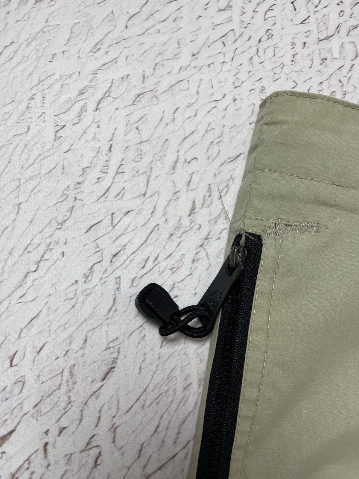 Kangol Kangol vintage utility beige cargo buckle back pants size L Size US 34 / EU 50 - 9 Thumbnail