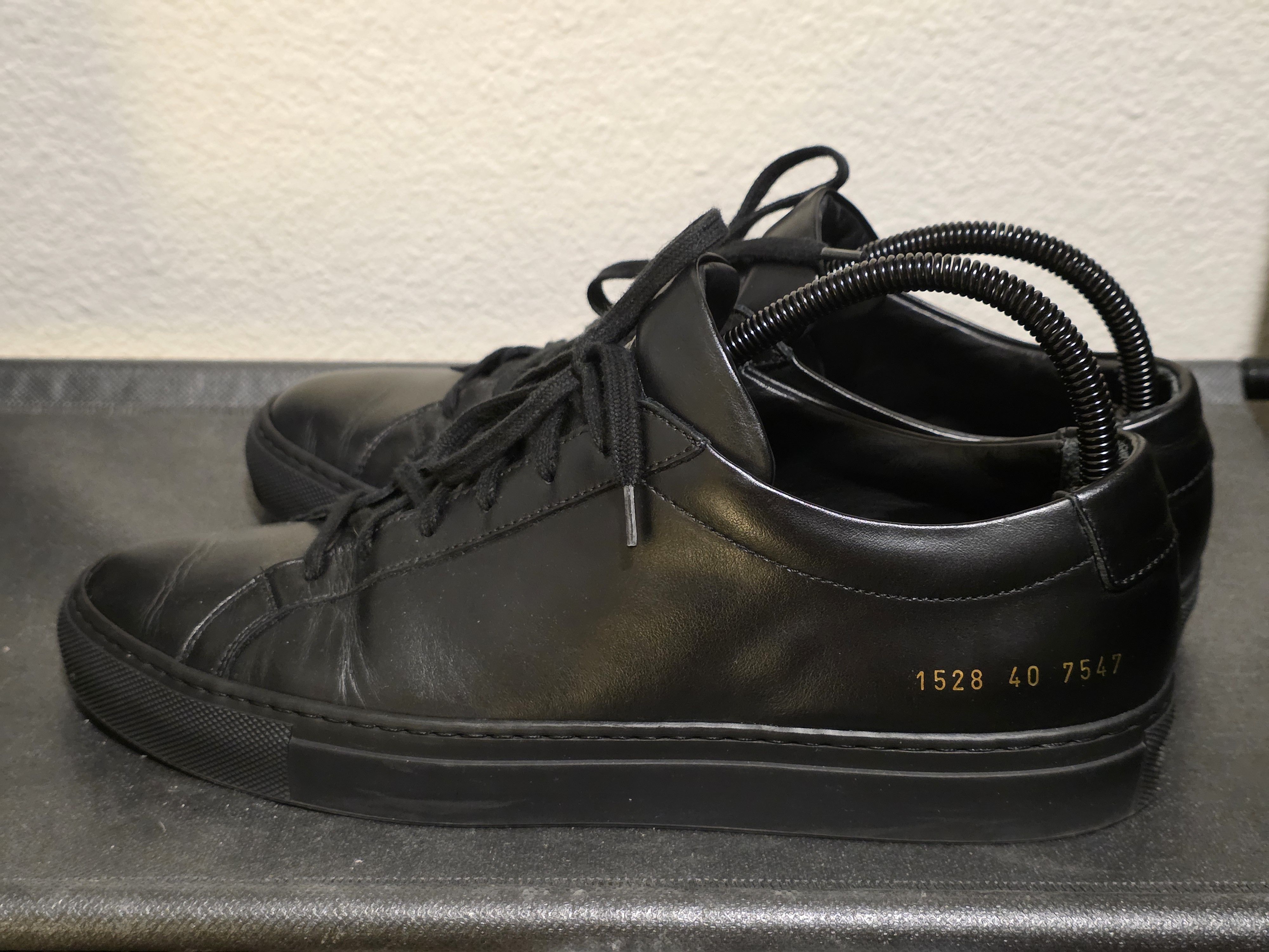 Common Projects Achilles Low Size US 7 / EU 40 - 3 Thumbnail
