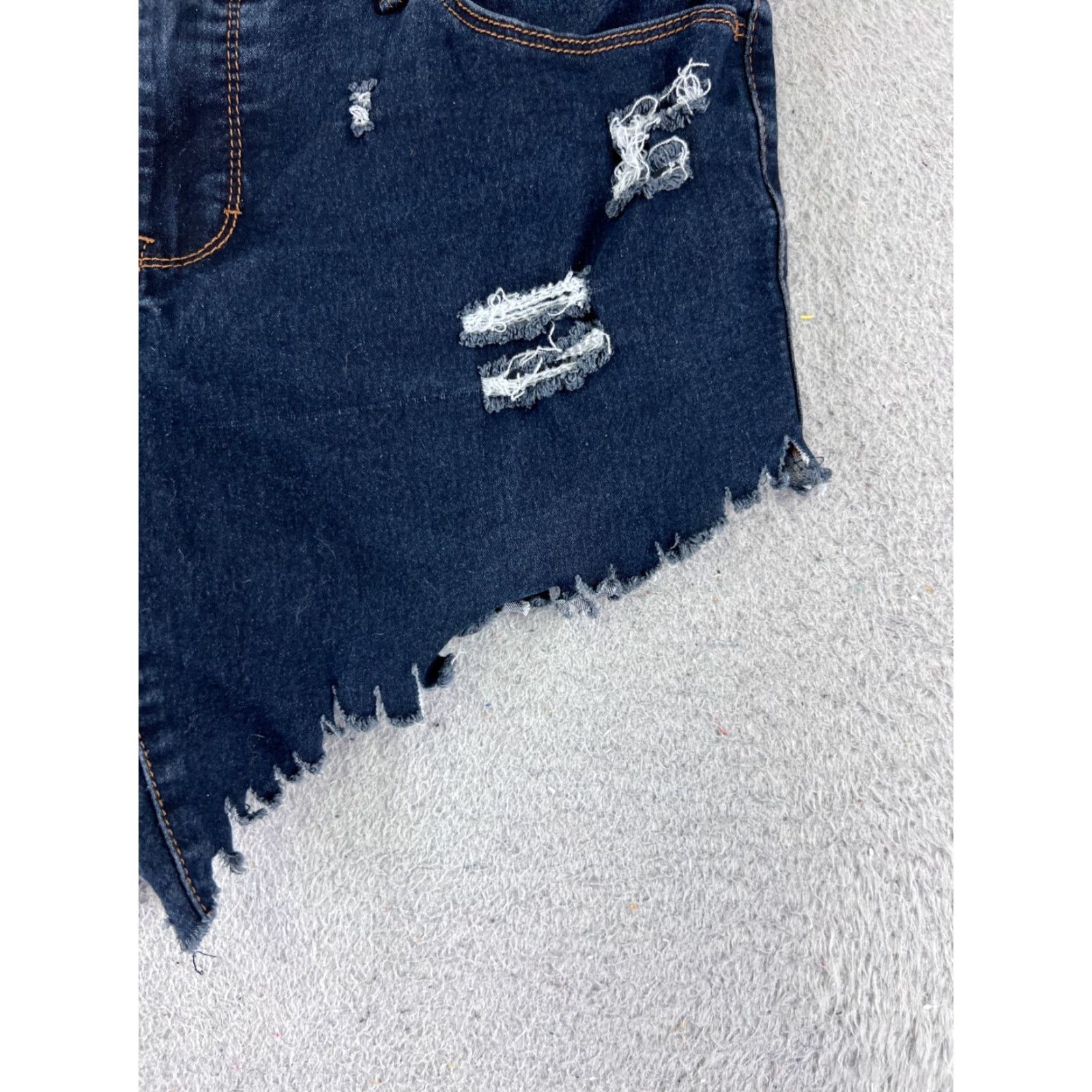 Denime FABRIZIO GIANNI Shorts Womens 31 Blue Denim Distressed Cut-Off Mid 31x5 Jeans 5 in Inseam Vintage No Casual Cotton Blend Zip Pockets Size 24" / US 00 / IT 34 - 2 Thumbnail