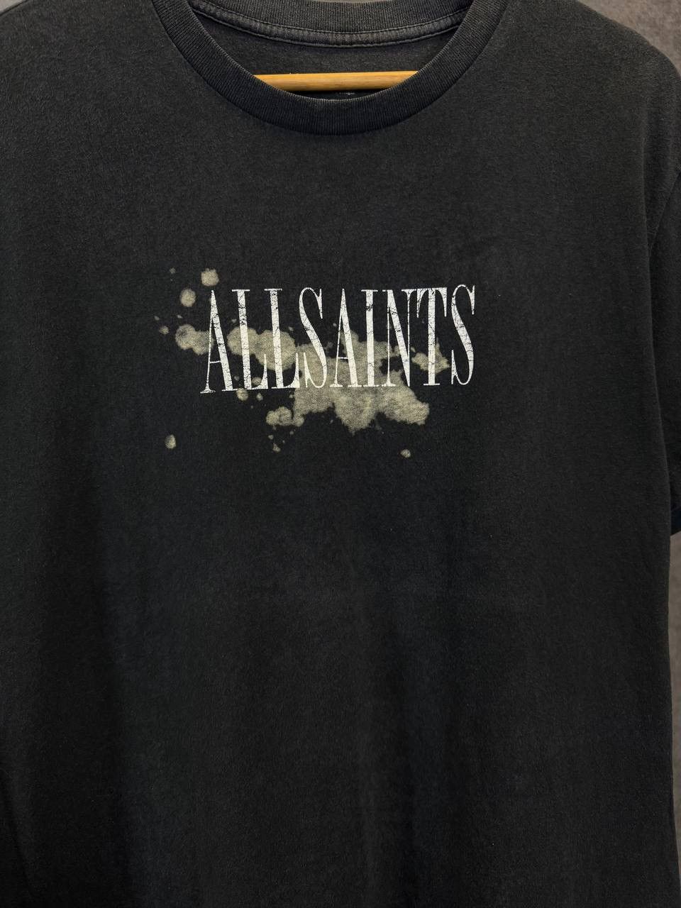 Allsaints Allsaints designer big center logo tee Size US S / EU 44-46 / 1 - 3 Thumbnail