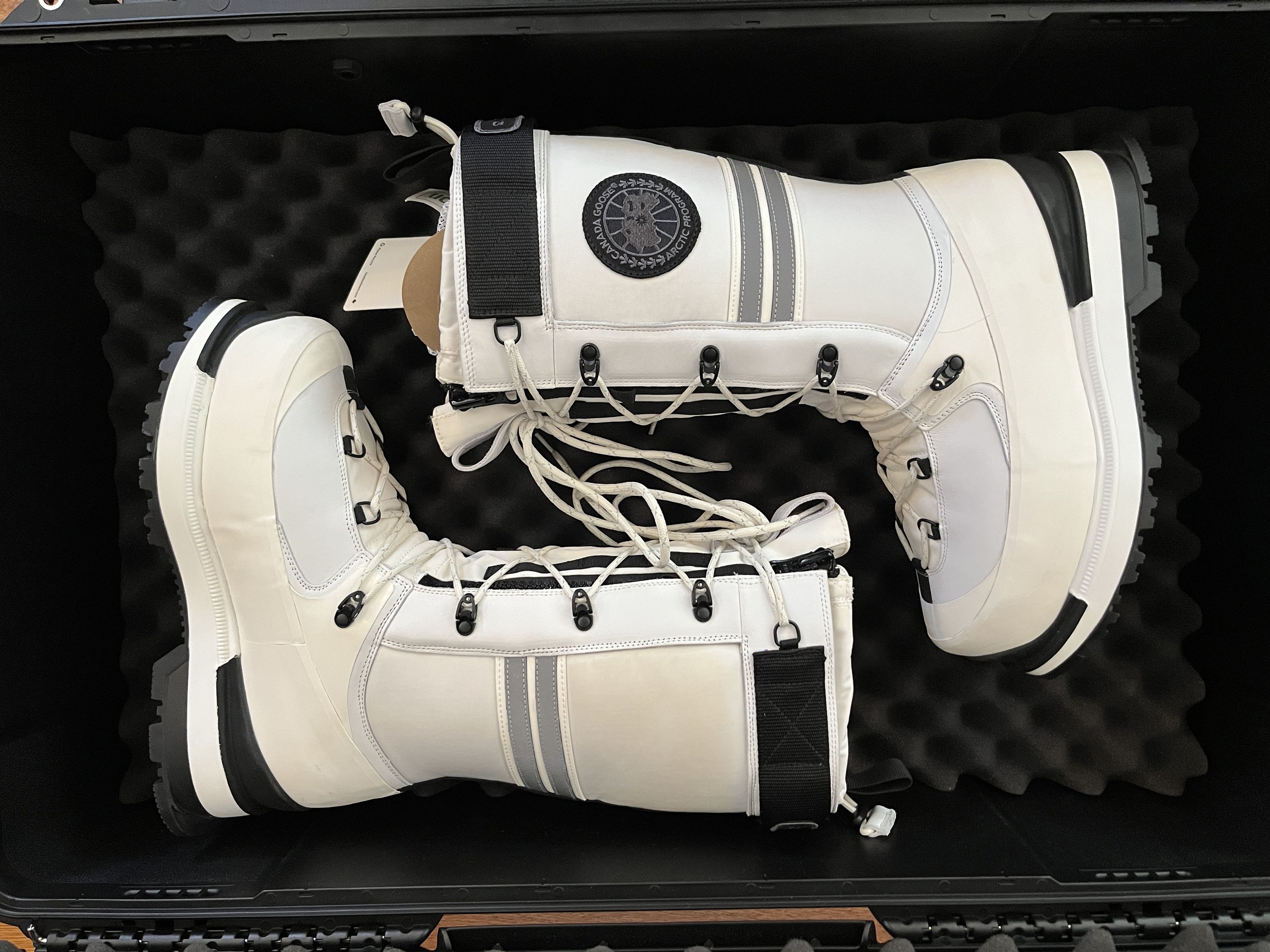 Canada Goose CANADA GOOSE SNOW MANTRA BOOTS Size US 9 / IT 39 - 9 Thumbnail