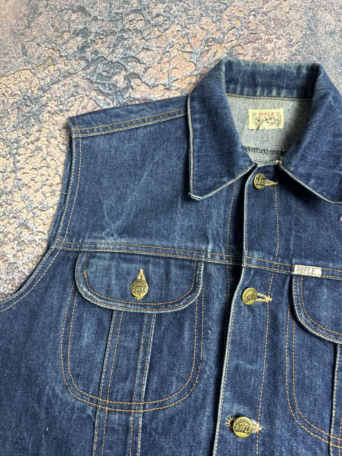 Band Tees Vintage denim vest Rock Band Iron Maiden rare size S Size US S / EU 44-46 / 1 - 7 Thumbnail