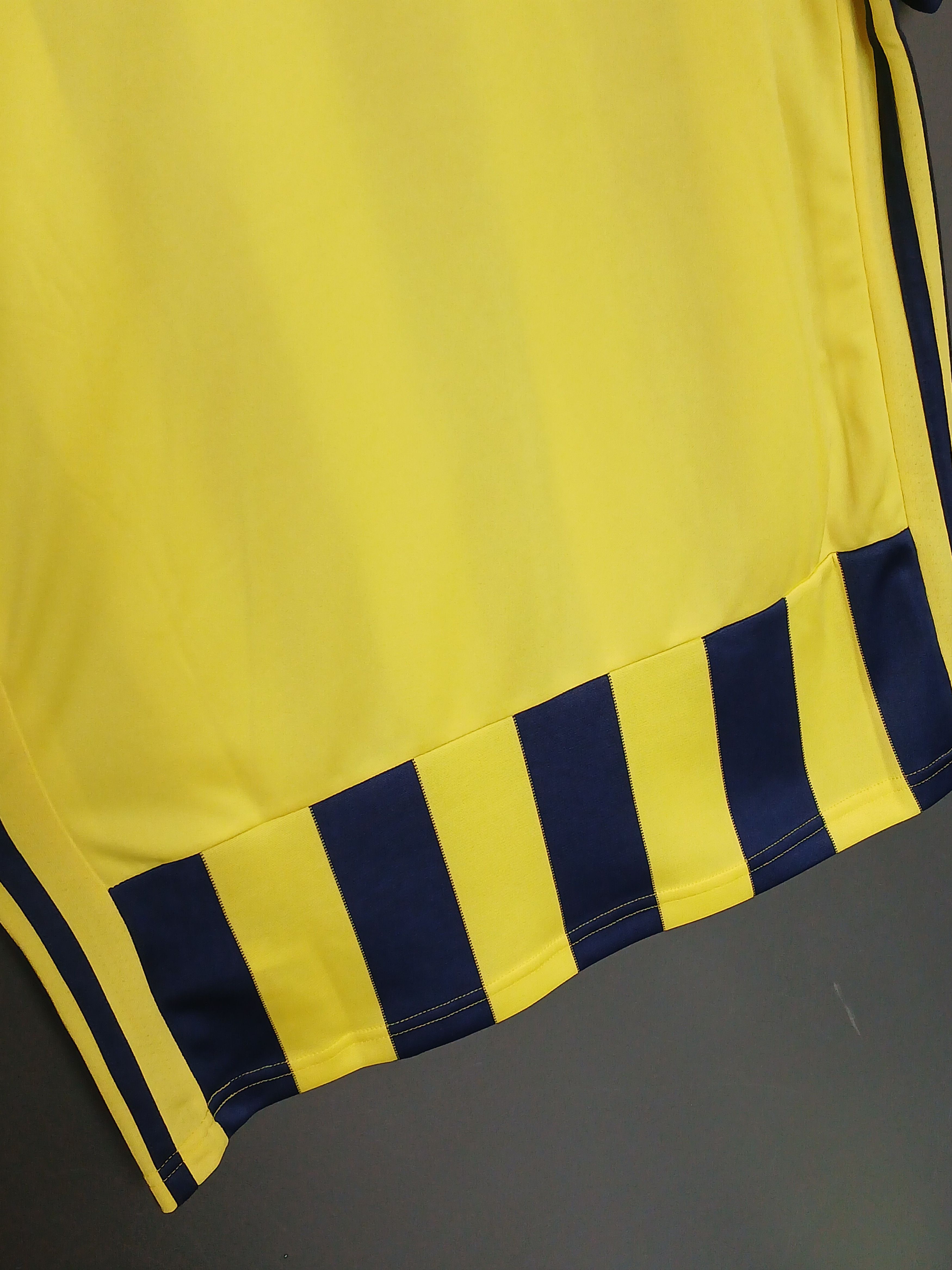 Adidas KIDS New Fenerbahce 2020/2021 Home Football Jersey T-Shirt Size US M / EU 48-50 / 2 - 7 Thumbnail