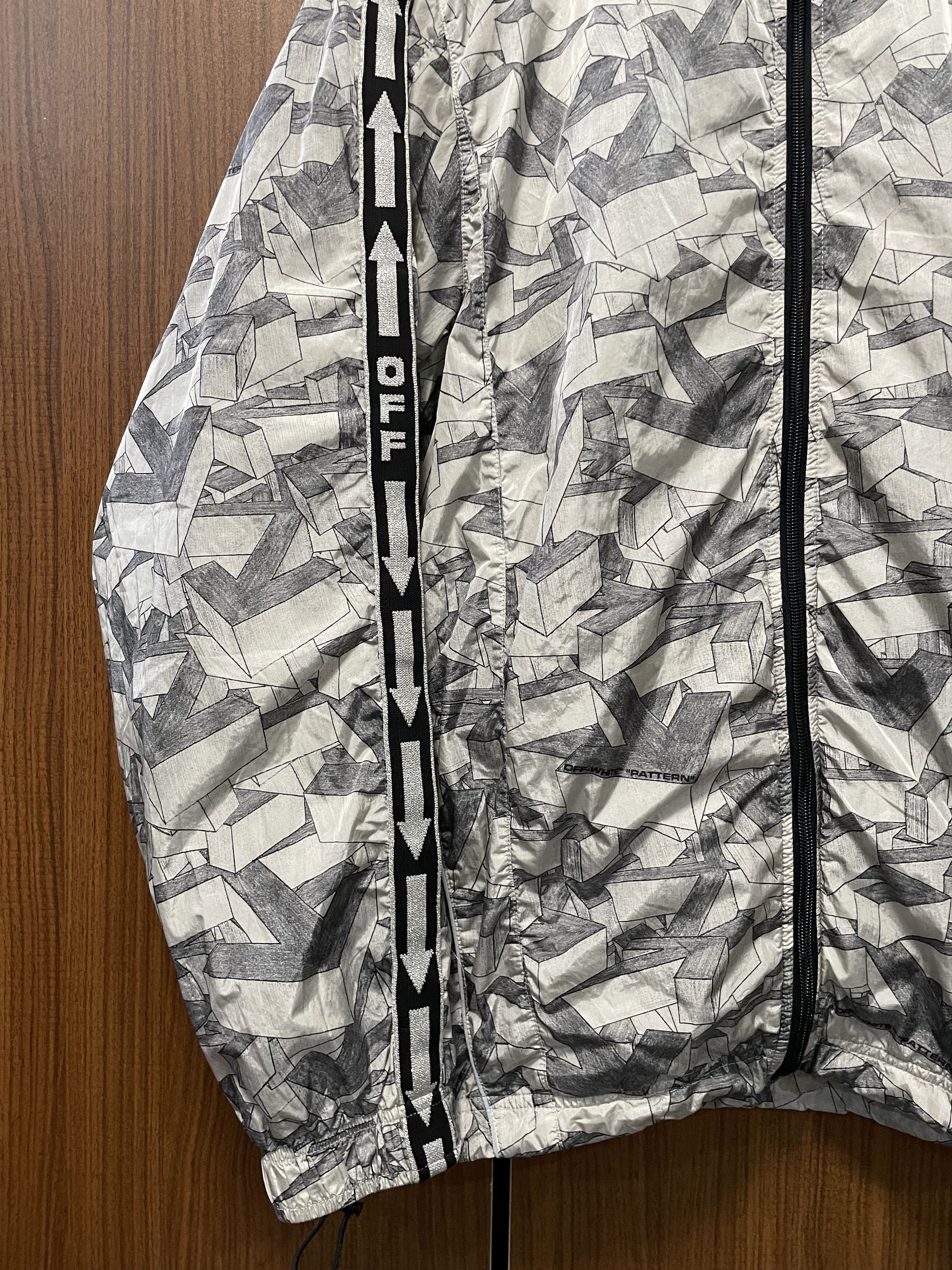 Designer × Off-White OFF-WHITE Arrows Pattern Track Jacket Size US M / EU 48-50 / 2 - 6 Thumbnail