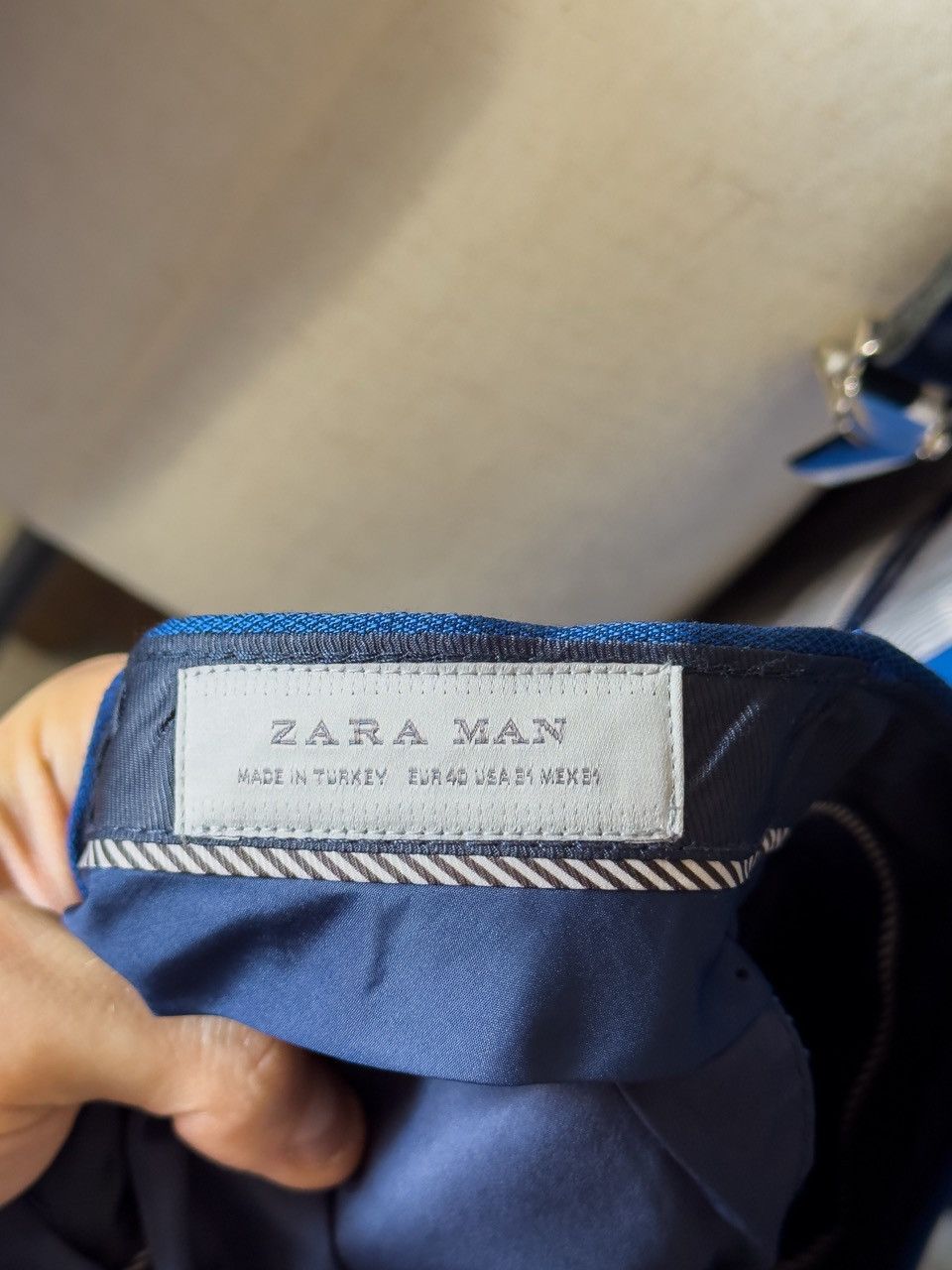 Zara Zara Navy Suit 40 + extra pants 31+32: Like New Size 40R - 10 Thumbnail