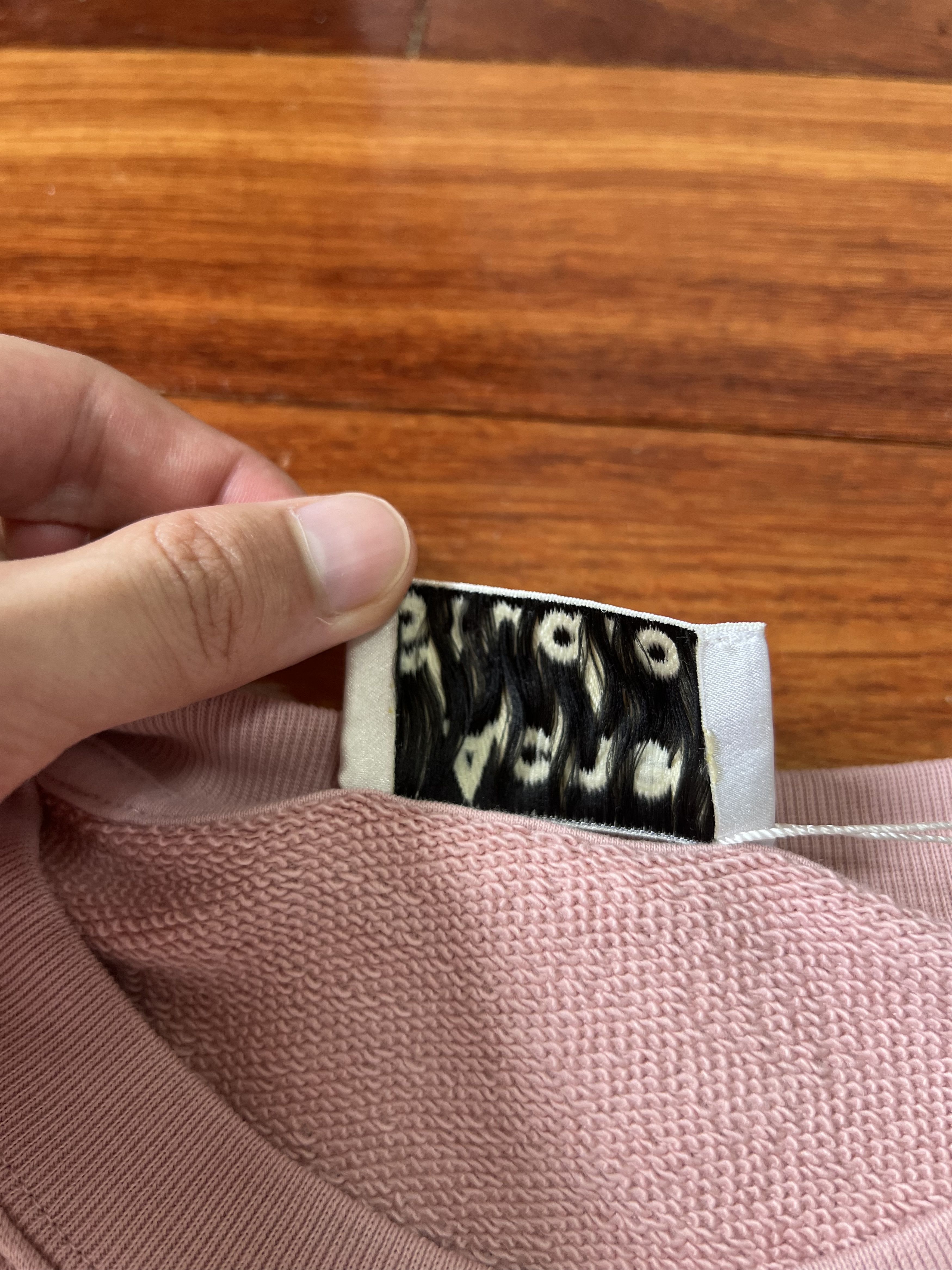Acne Studios 💚 FW19 Acne Studios Embroidered Pigeon Crewneck Large NEW Size US L / EU 52-54 / 3 - 5 Thumbnail