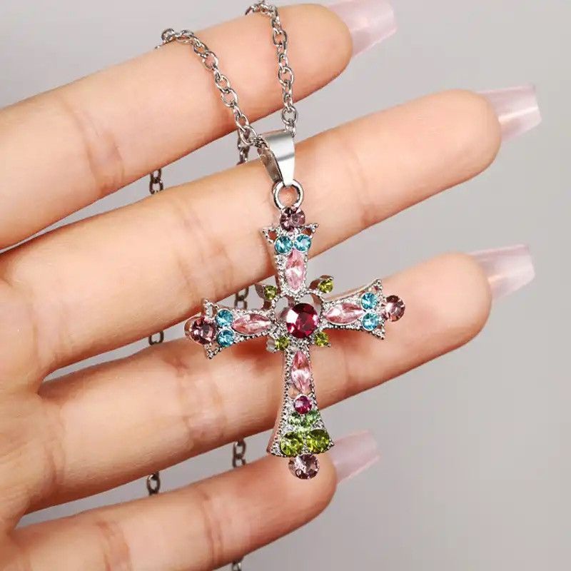 Jewelry × Vintage Zircon Cross Necklace Love Heart Cross Pendant Necklaces Size ONE SIZE - 1 Thumbnail