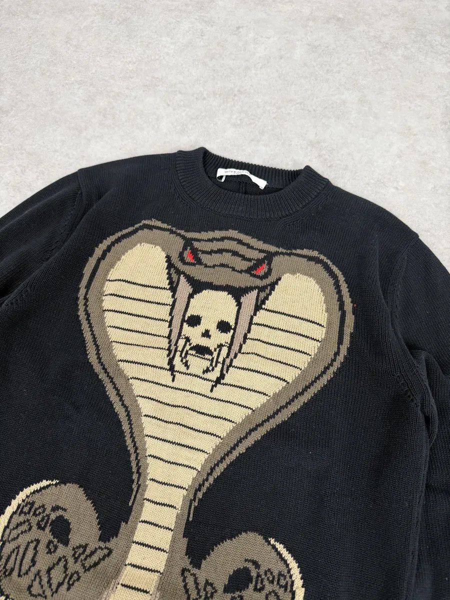 Givenchy SS2017 Givenchy Black Cobra Snake Sweater by Riccardo Tisci Size US S / EU 44-46 / 1 - 5 Thumbnail