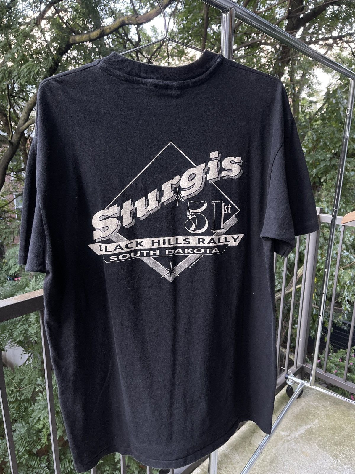 Harley Davidson VINTAGE 90s FADED HARLEY STURGIS TEE Size US XL / EU 56 / 4 - 2 Thumbnail