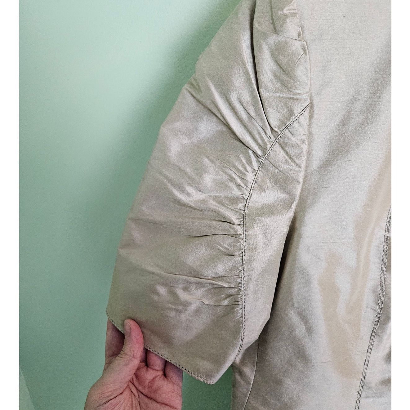Armani Collezioni Armani Collezioni 90s Light Gold Silk Short Sleeve Jacket Size XL / US 12-14 / IT 48-50 - 4 Thumbnail