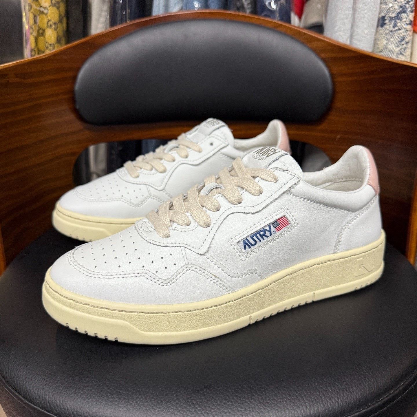 Alexander Wang Alexander Wang Distressed Pink Lowtop Sneakers 7.5 Men Size US 7.5 / EU 40-41 - 1 Thumbnail