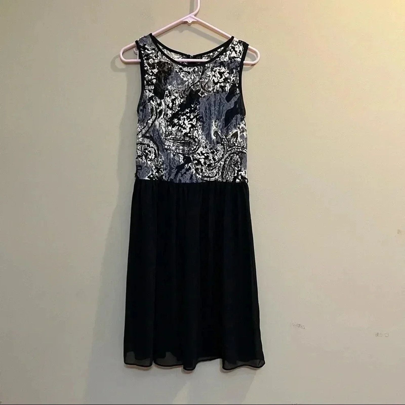 Other AB Studio Floral Fit & Flare Dress SZ 8 Black Sleeveless Size M / US 6-8 / IT 42-44 - 1 Thumbnail