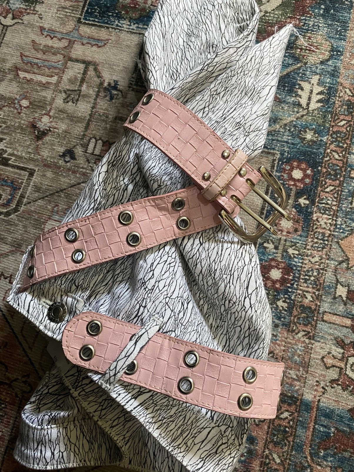 If Six Was Nine Pink two prongs belt Size ONE SIZE - 2 Thumbnail