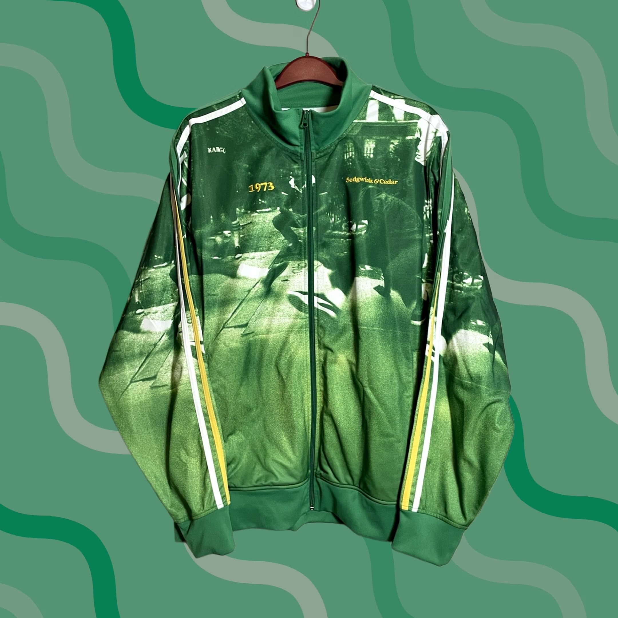 Vintage Sedgwick & Cedar Track Jacket 3XL Men Green 1973 24" Pit to Pit 31" Length Vintage? 2020s? Size US XXL / EU 58 / 5 - 1 Thumbnail