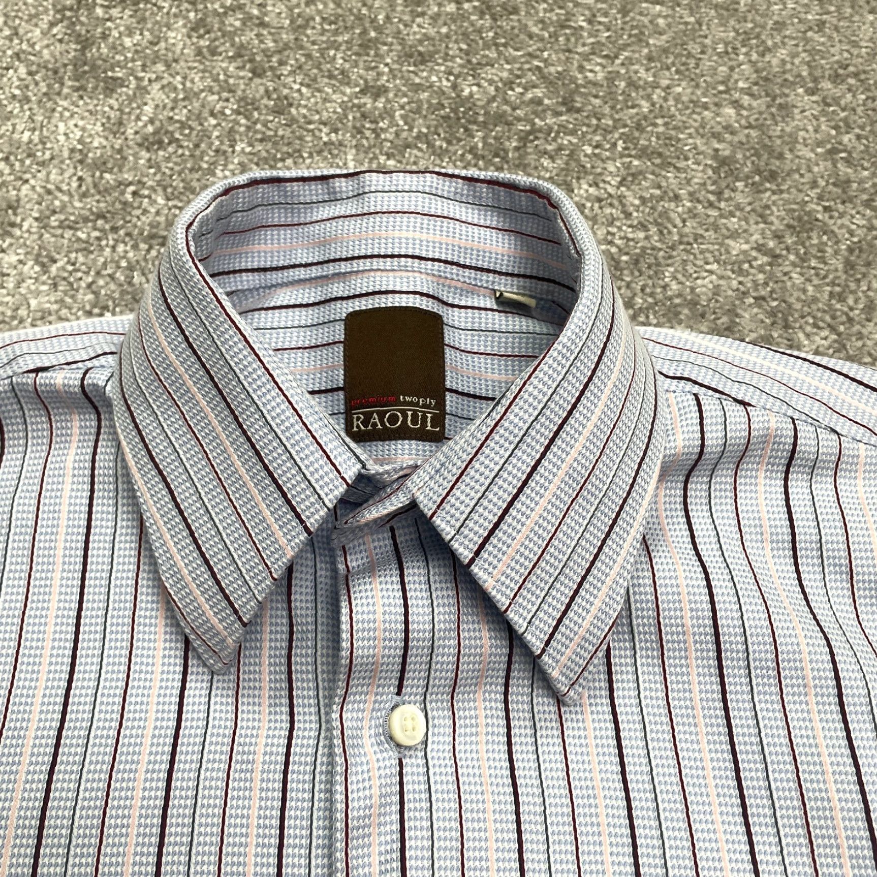 Vintage VINTAGE Raoul Men's Dress Shirt 15/38 Blue Striped Cotton Business Casual Office Workout Size 38R - 5 Thumbnail