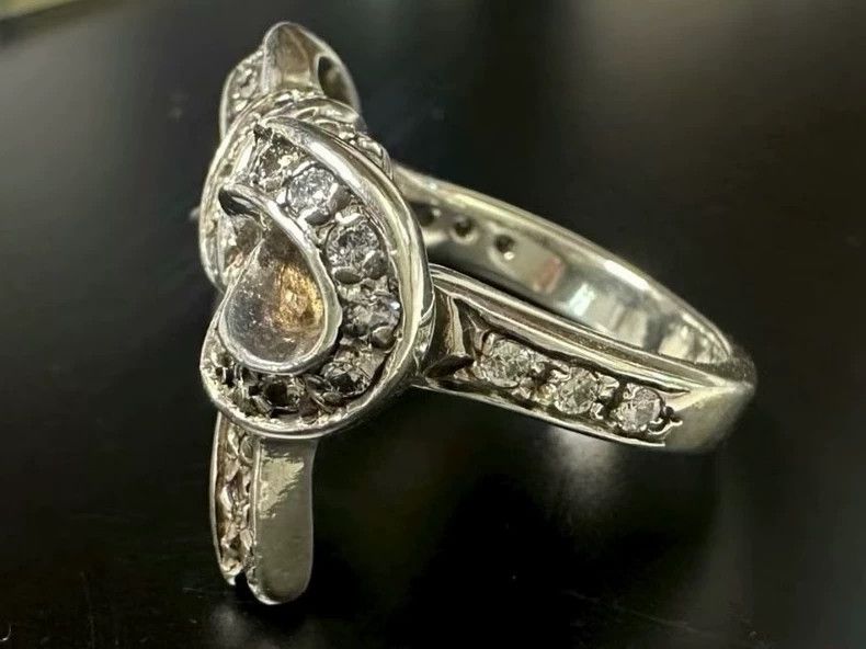 Vivienne Westwood Vivienne Westwood size L Bow Ring Size ONE SIZE - 5 Thumbnail
