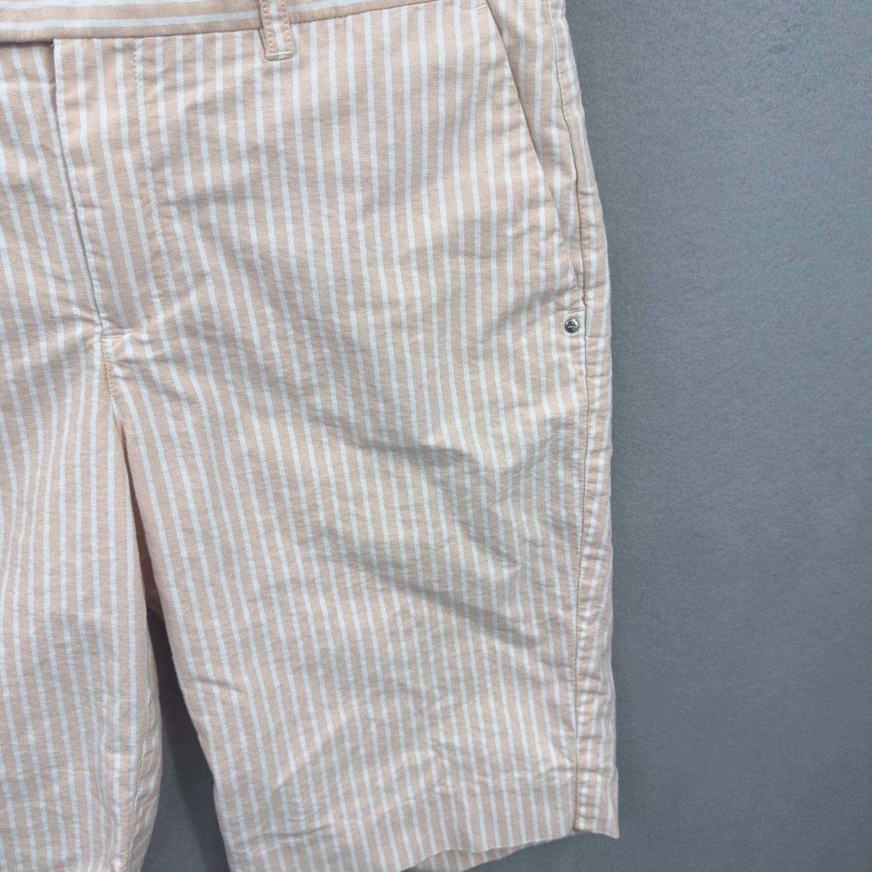 Ralph Lauren Ralph Lauren Golf Shorts Women 6 Pink Striped High Waisted Preppy Quiet Luxury Womens Size 28" / US 6 / IT 42 - 3 Thumbnail