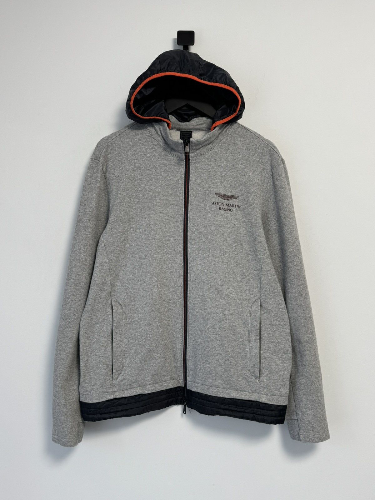 Other HACKETT MEN ASTON MARTIN AMR TRAVEL HOODY/HOODIE GREY Size US L / EU 52-54 / 3 - 1 Thumbnail