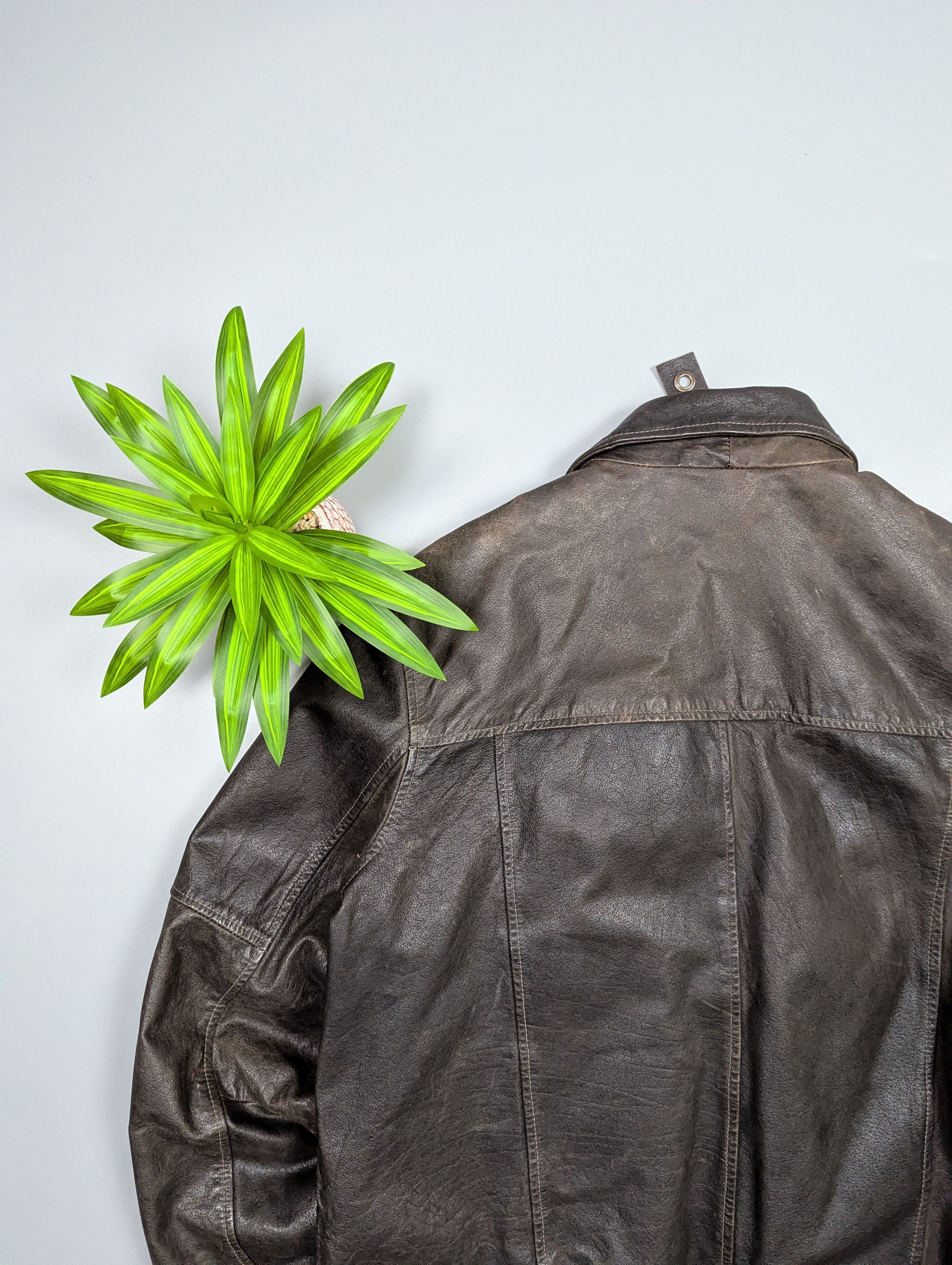 Vintage TRAPPER Mens Brown Multi-Pocket Leather Vintage Biker Jacket Size US XL / EU 56 / 4 - 18 Thumbnail