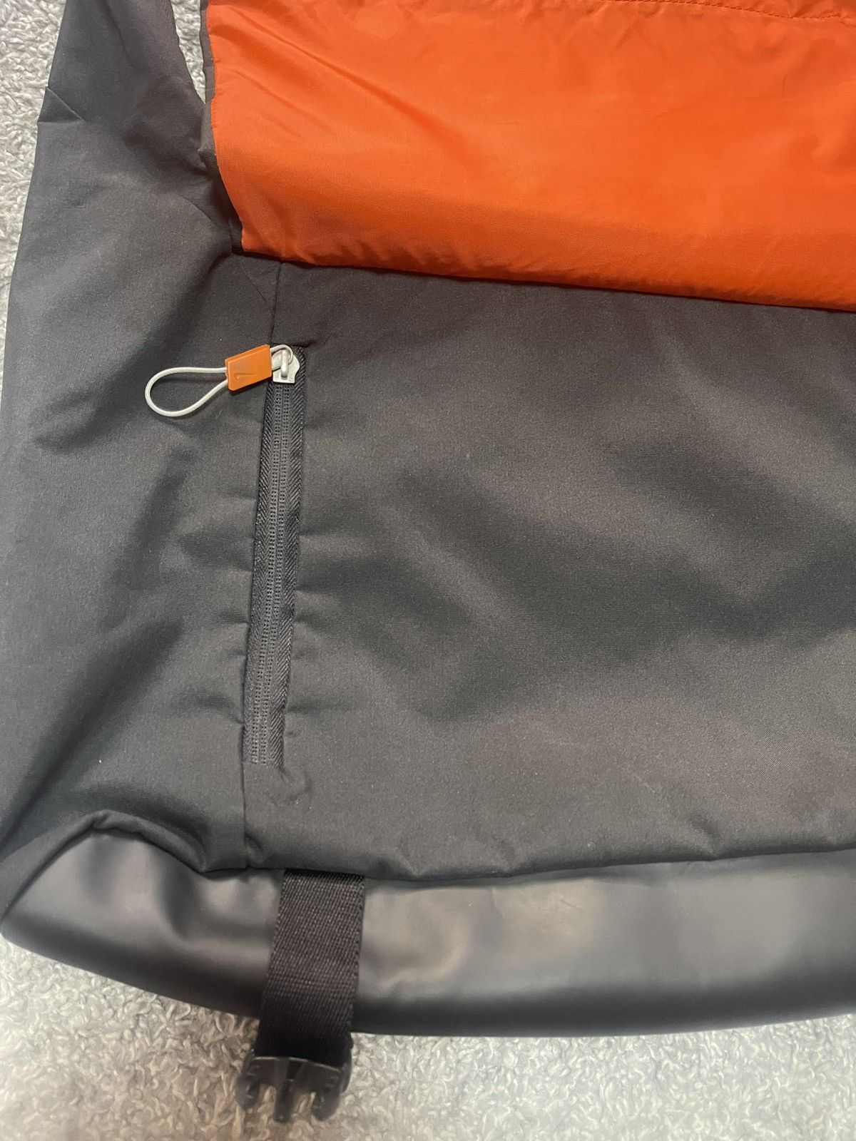 Nike Nike Tech Y2K Gorpcore Style Messenger bag black Size ONE SIZE - 4 Thumbnail