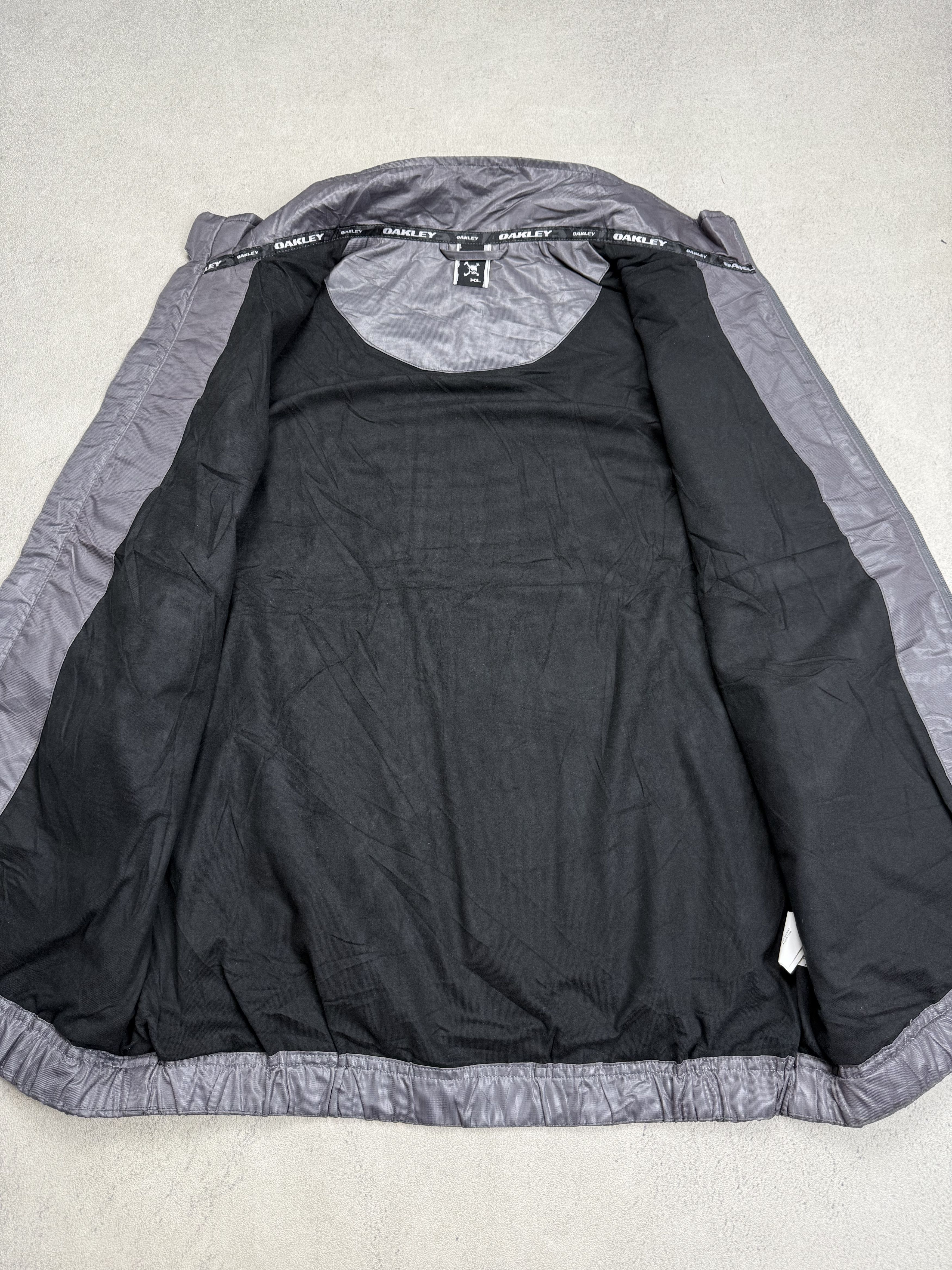 Oakley Oakley Vest Size US XL / EU 56 / 4 - 5 Thumbnail