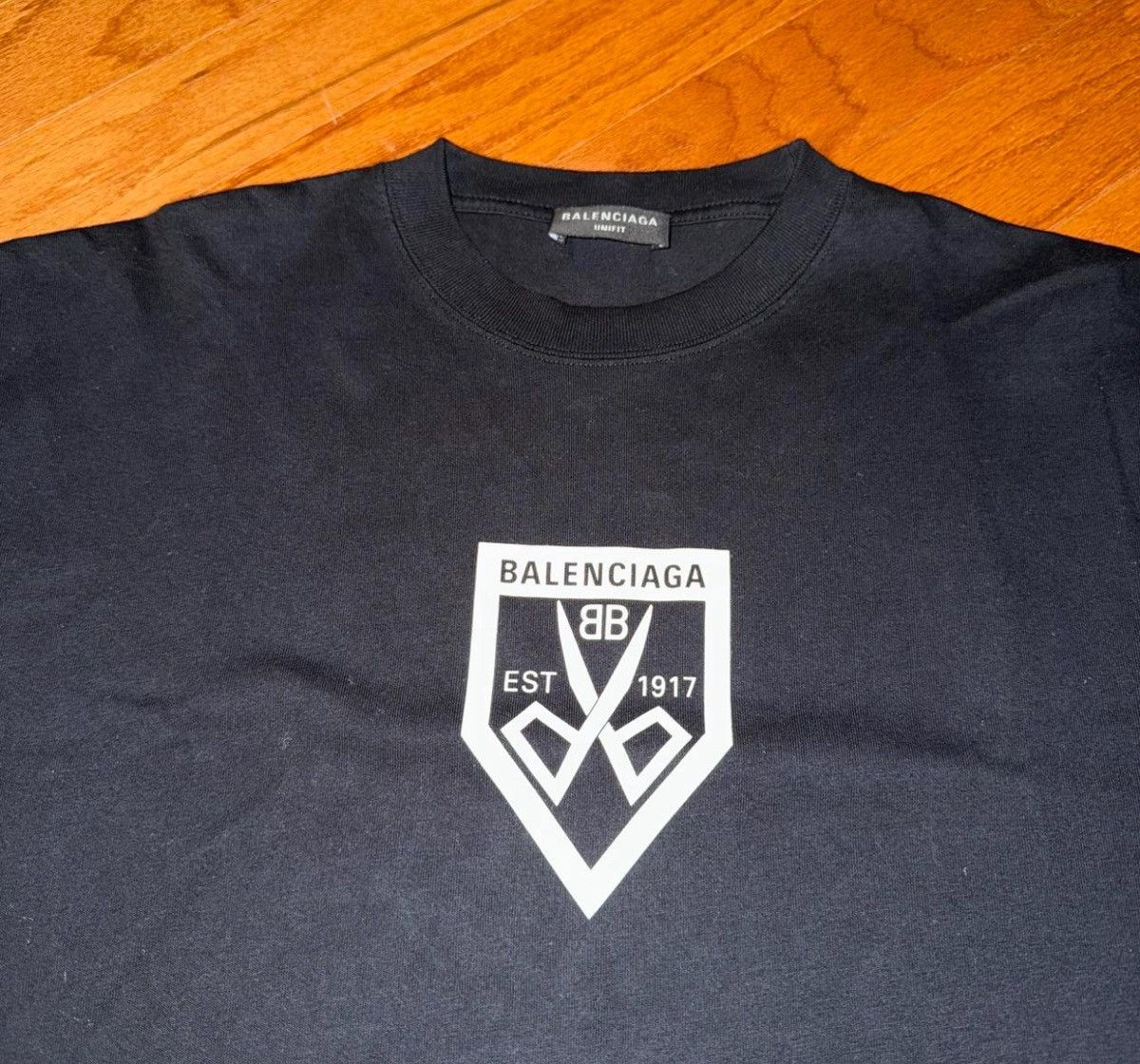 Balenciaga Balenciaga Scissors Flatground T-Shirt 'Black/White Size US S / EU 44-46 / 1 - 2 Thumbnail