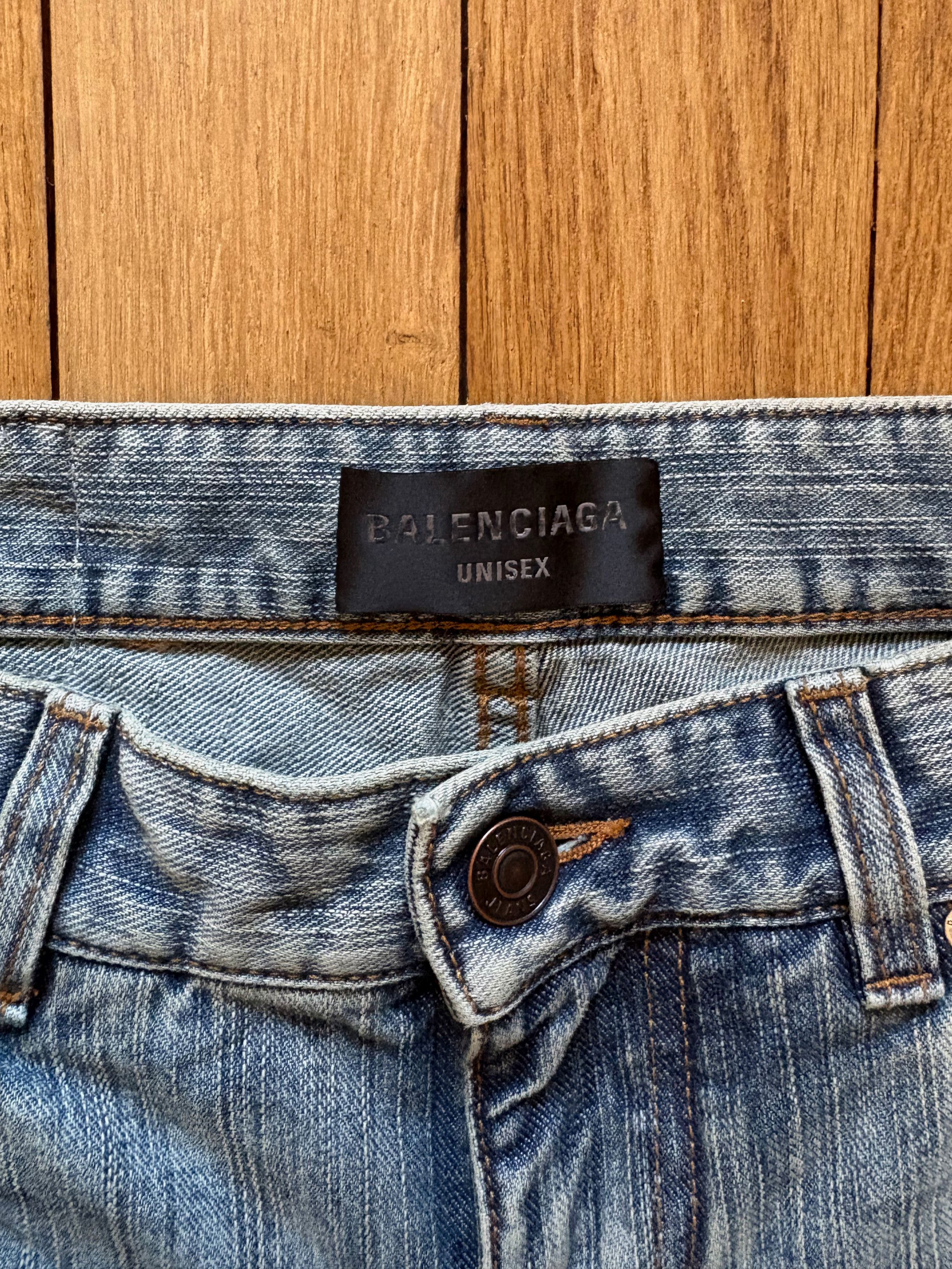 Balenciaga Balenciaga SS25 Layered Low Waisted jeans with attached polo Size US 28 / EU 44 - 13 Thumbnail
