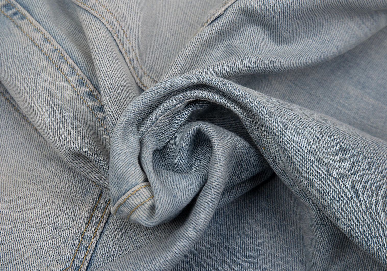 Maison Margiela Bleached Denim Pants in Indigo Light, Size 31 Size US 31 - 14 Thumbnail